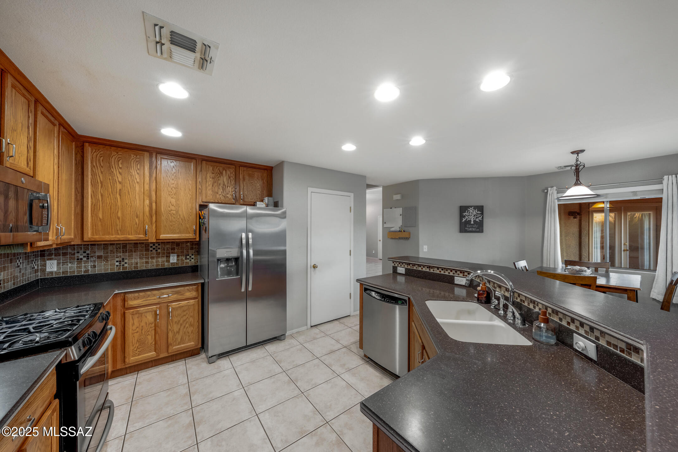 7631 S Laurel Willow Drive