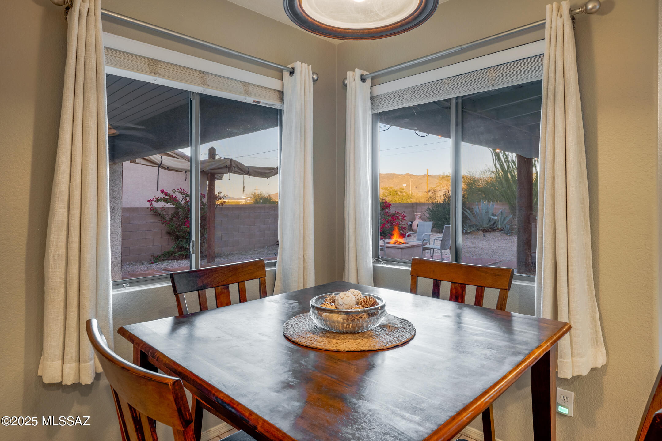 7631 S Laurel Willow Drive