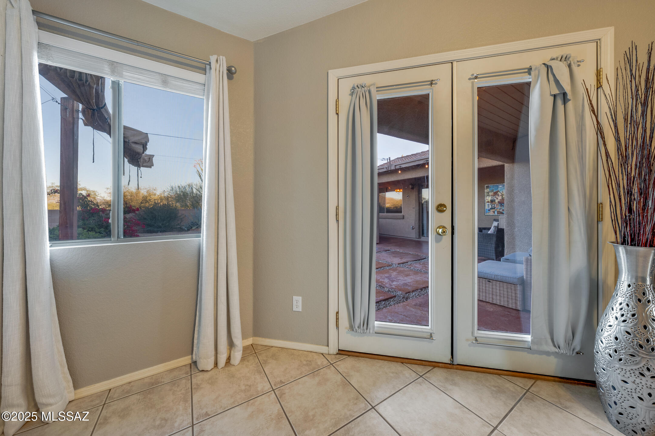 7631 S Laurel Willow Drive