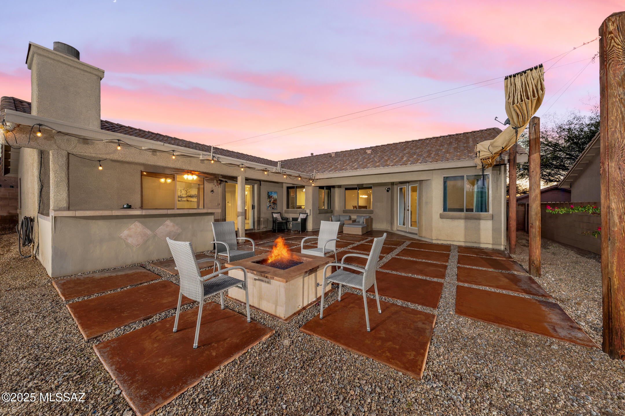 7631 S Laurel Willow Drive