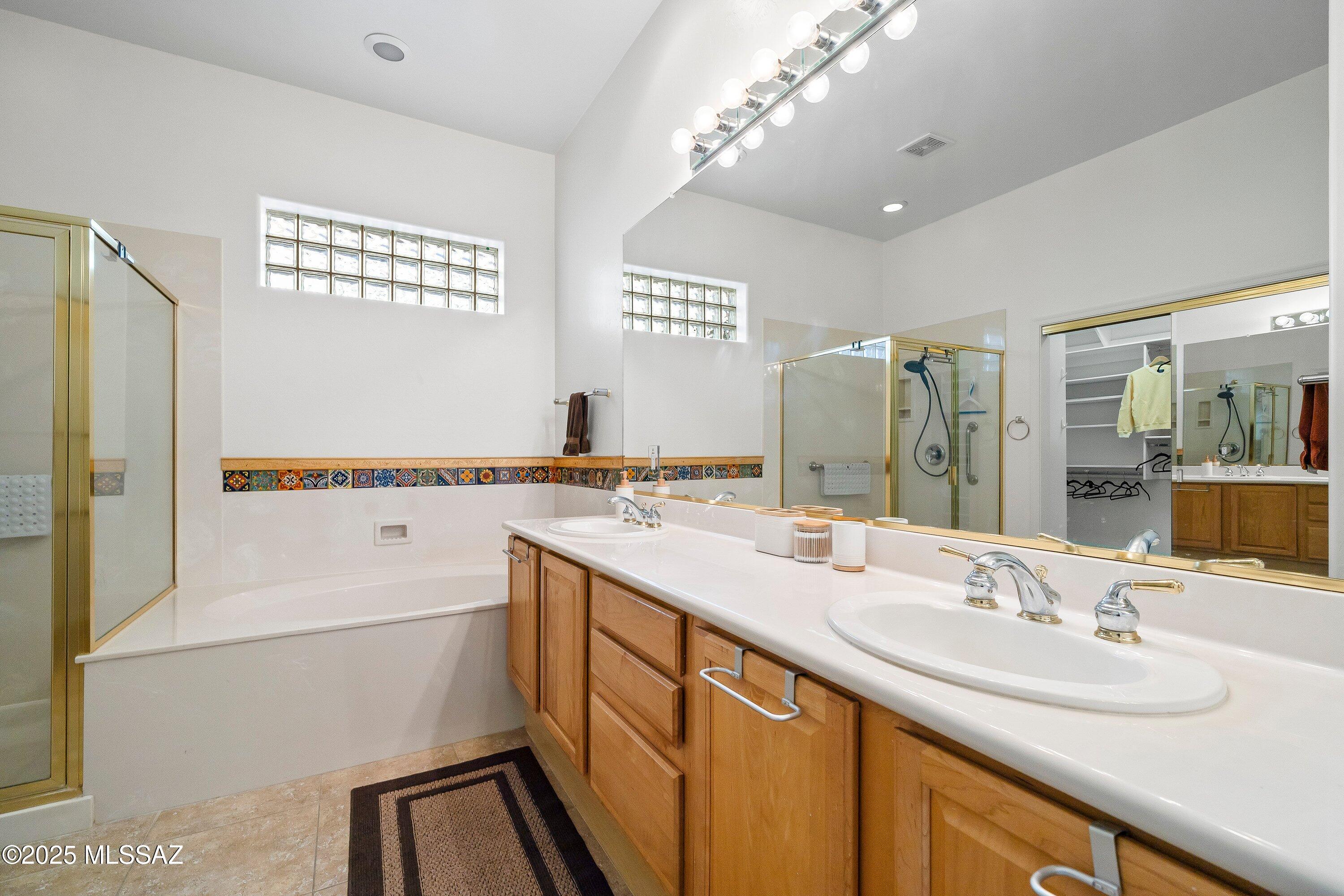 5122 N Fairway Heights Drive