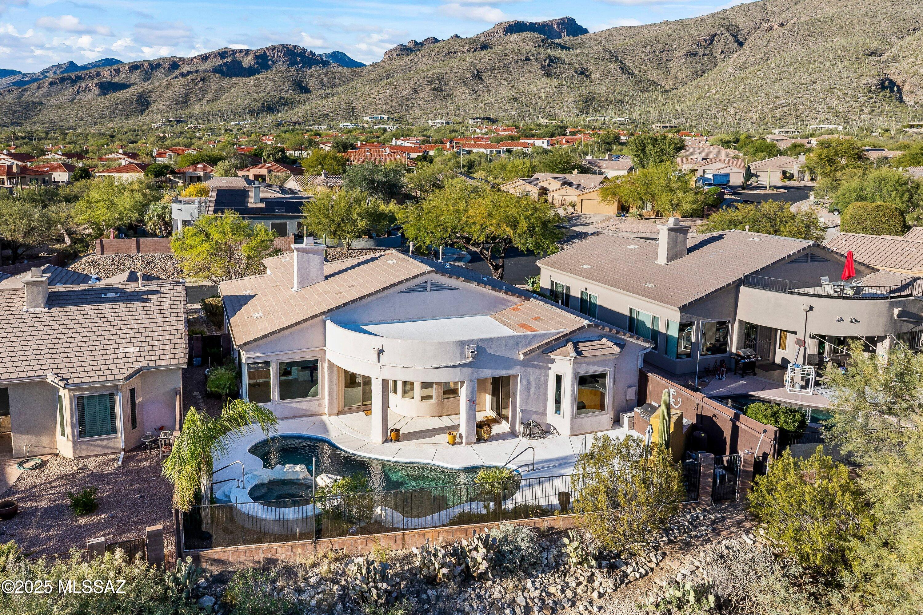 5122 N Fairway Heights Drive