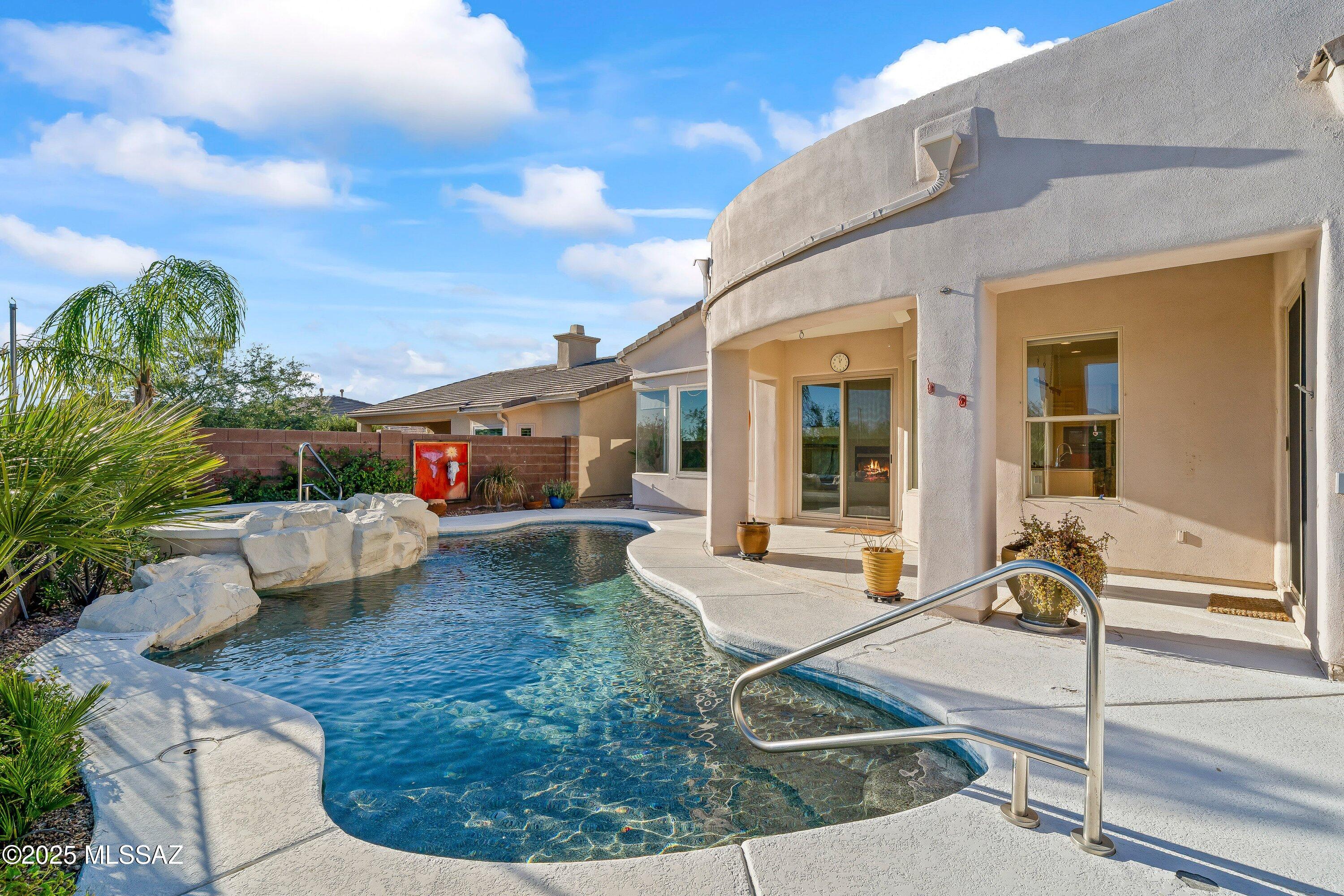 5122 N Fairway Heights Drive