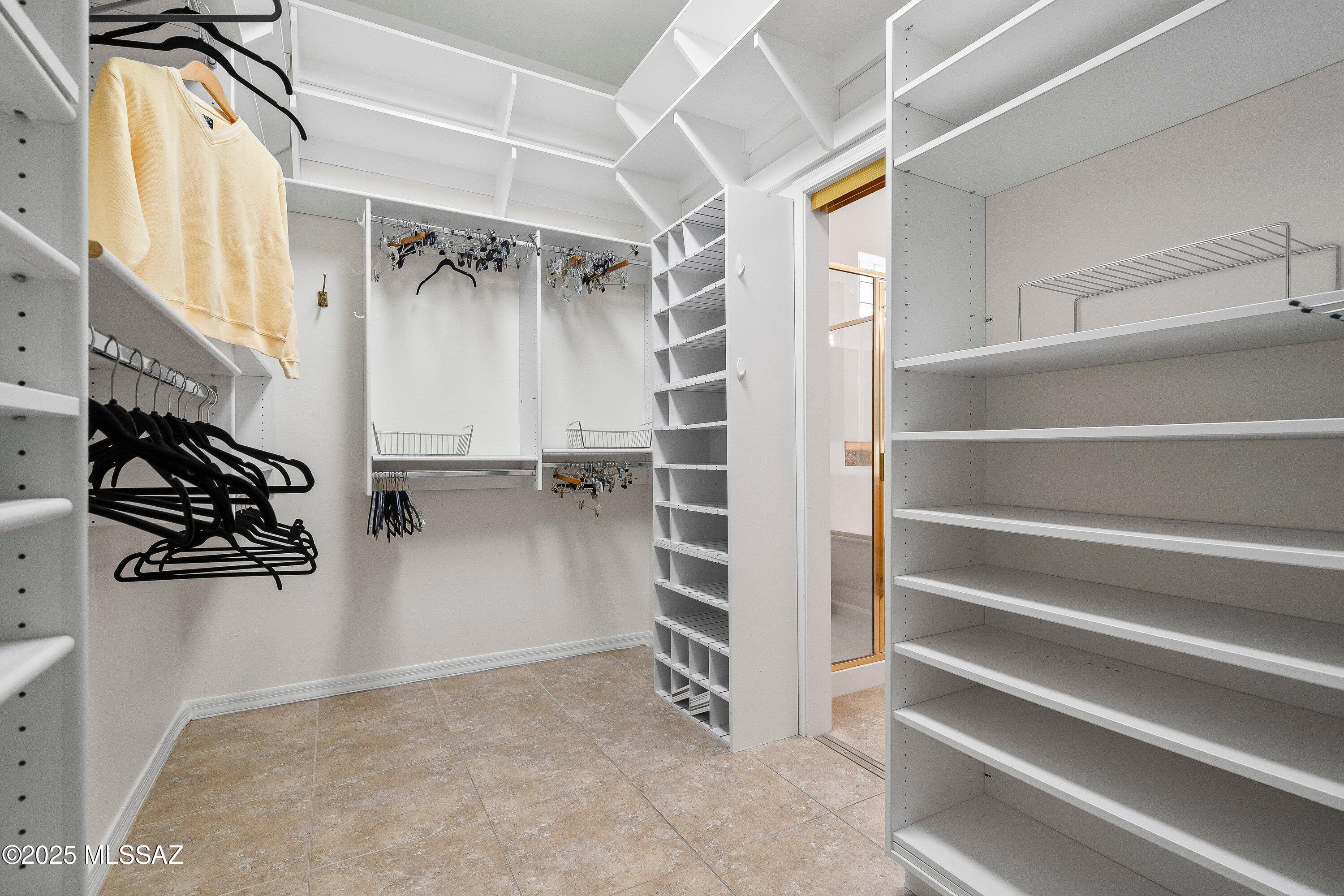 5122 N Fairway Heights Drive