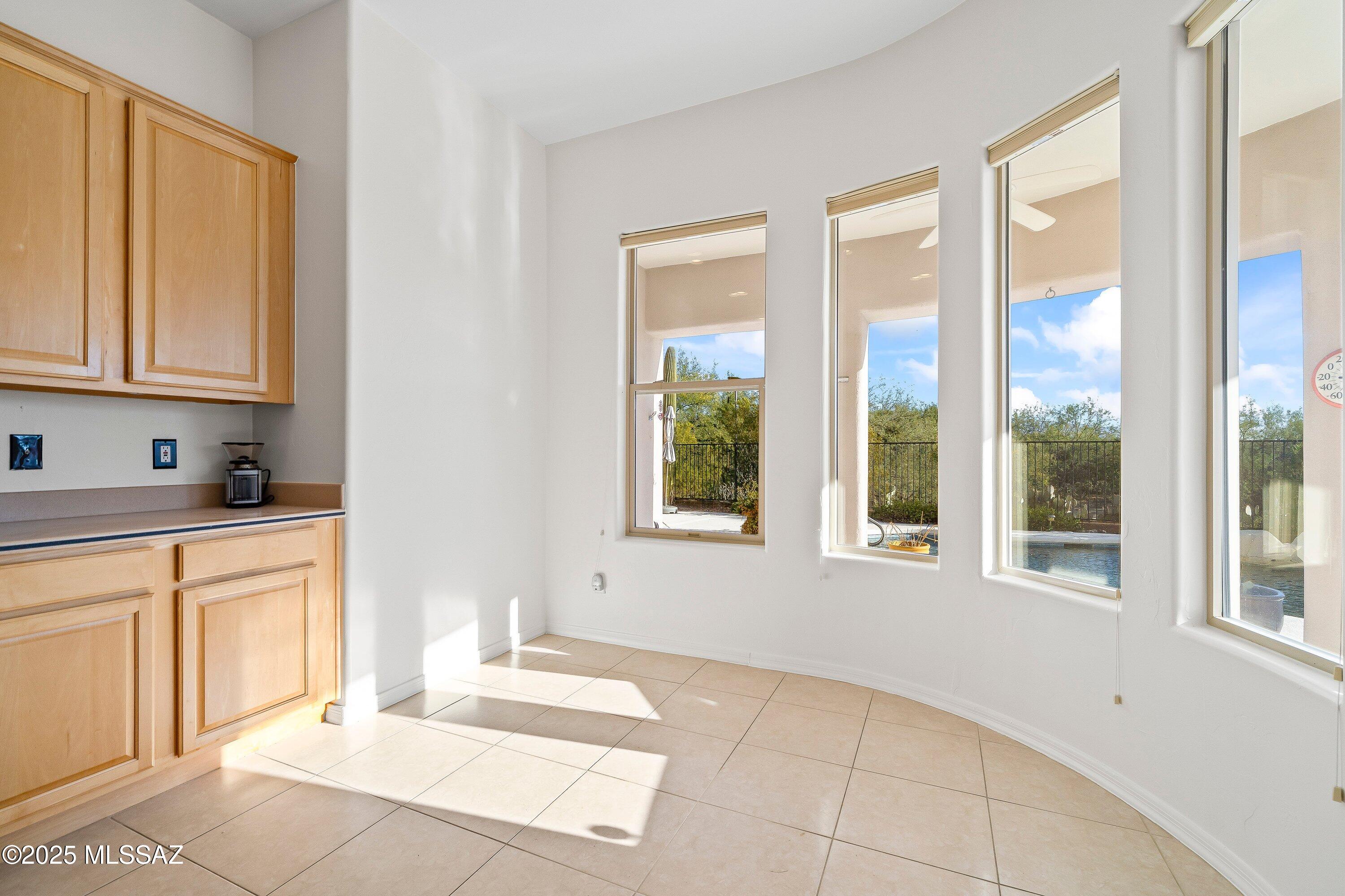 5122 N Fairway Heights Drive