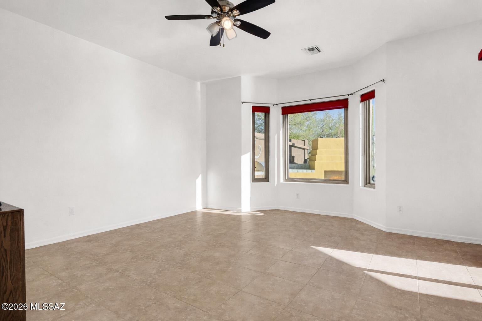 5122 N Fairway Heights Drive