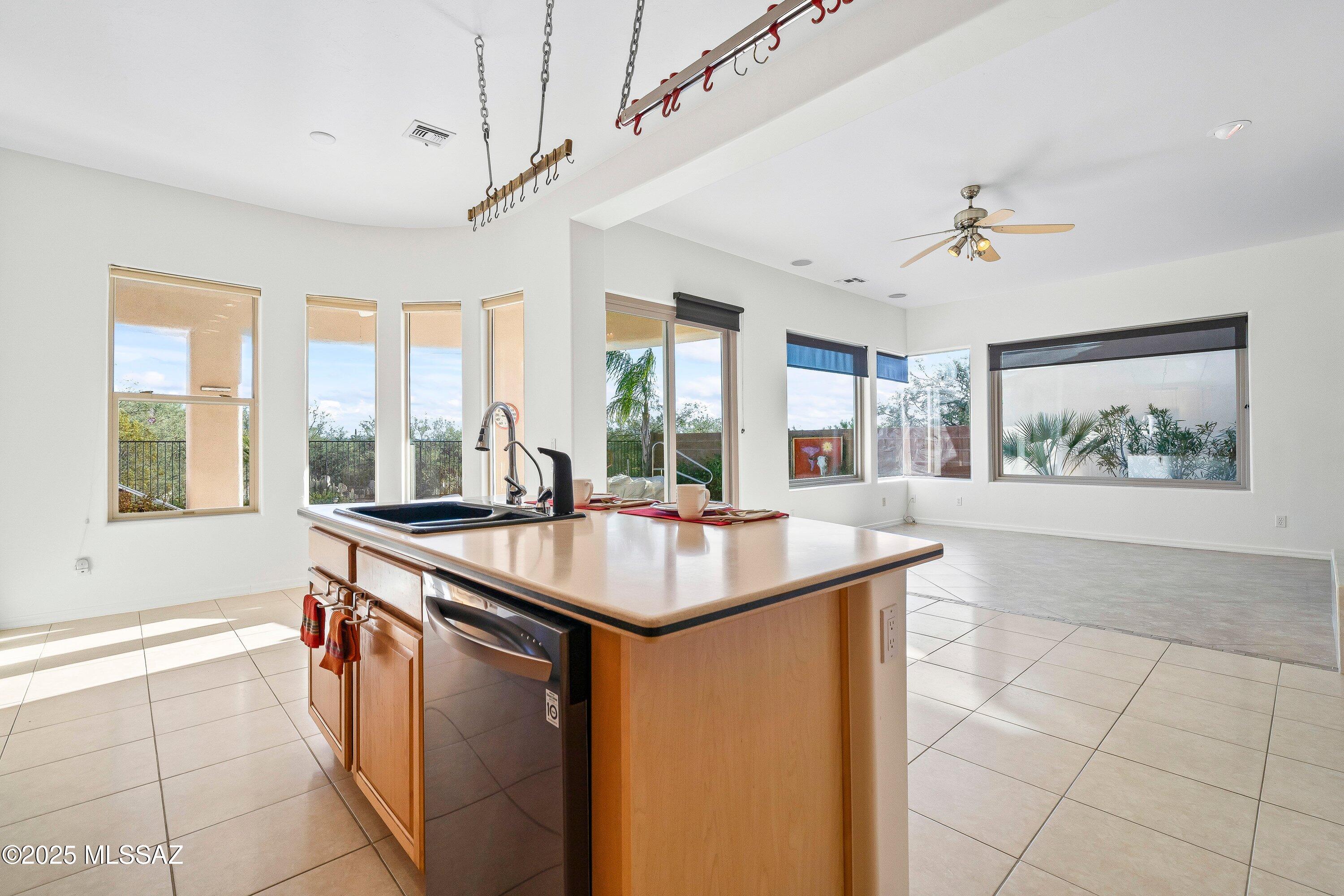 5122 N Fairway Heights Drive