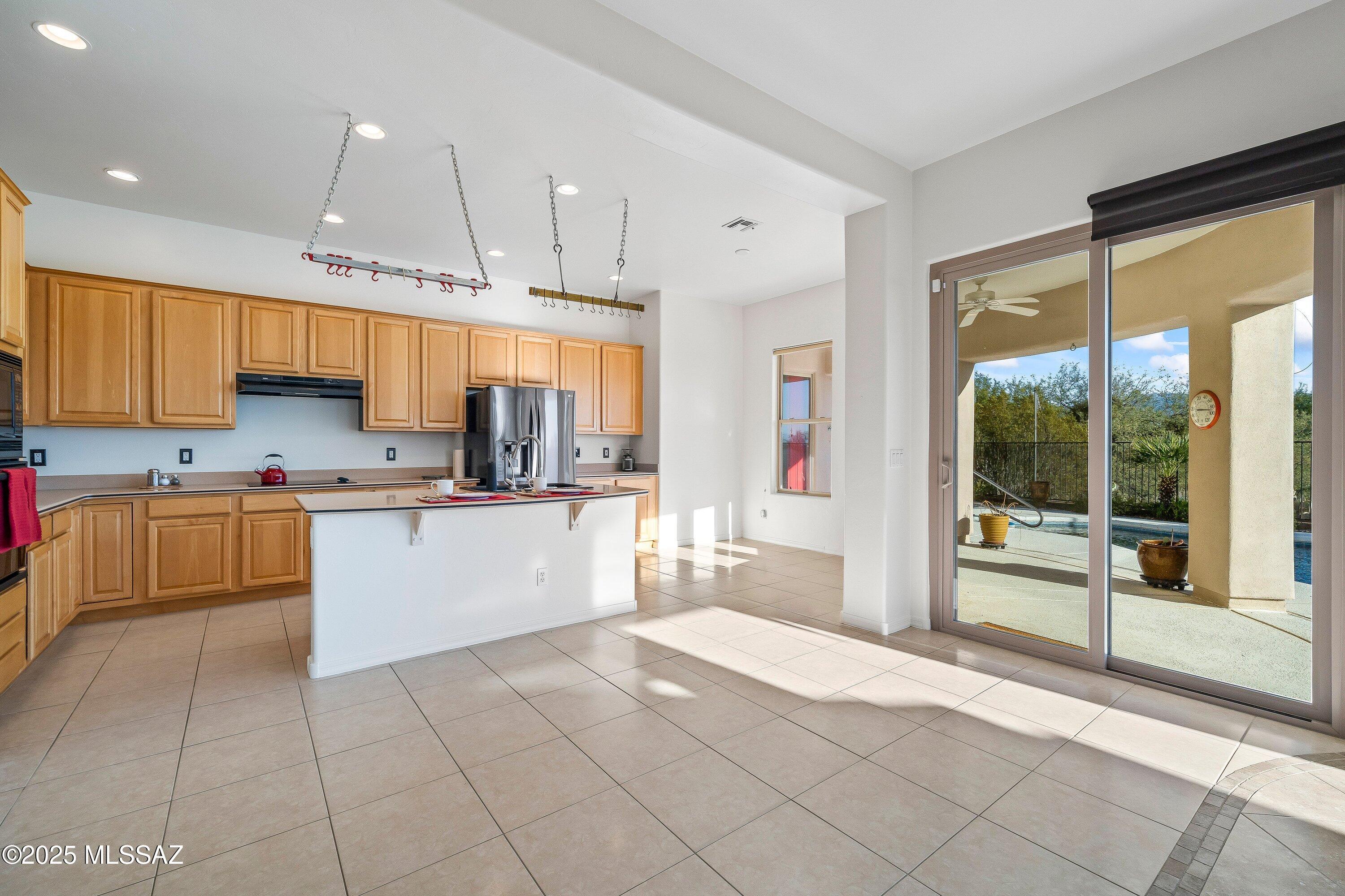 5122 N Fairway Heights Drive