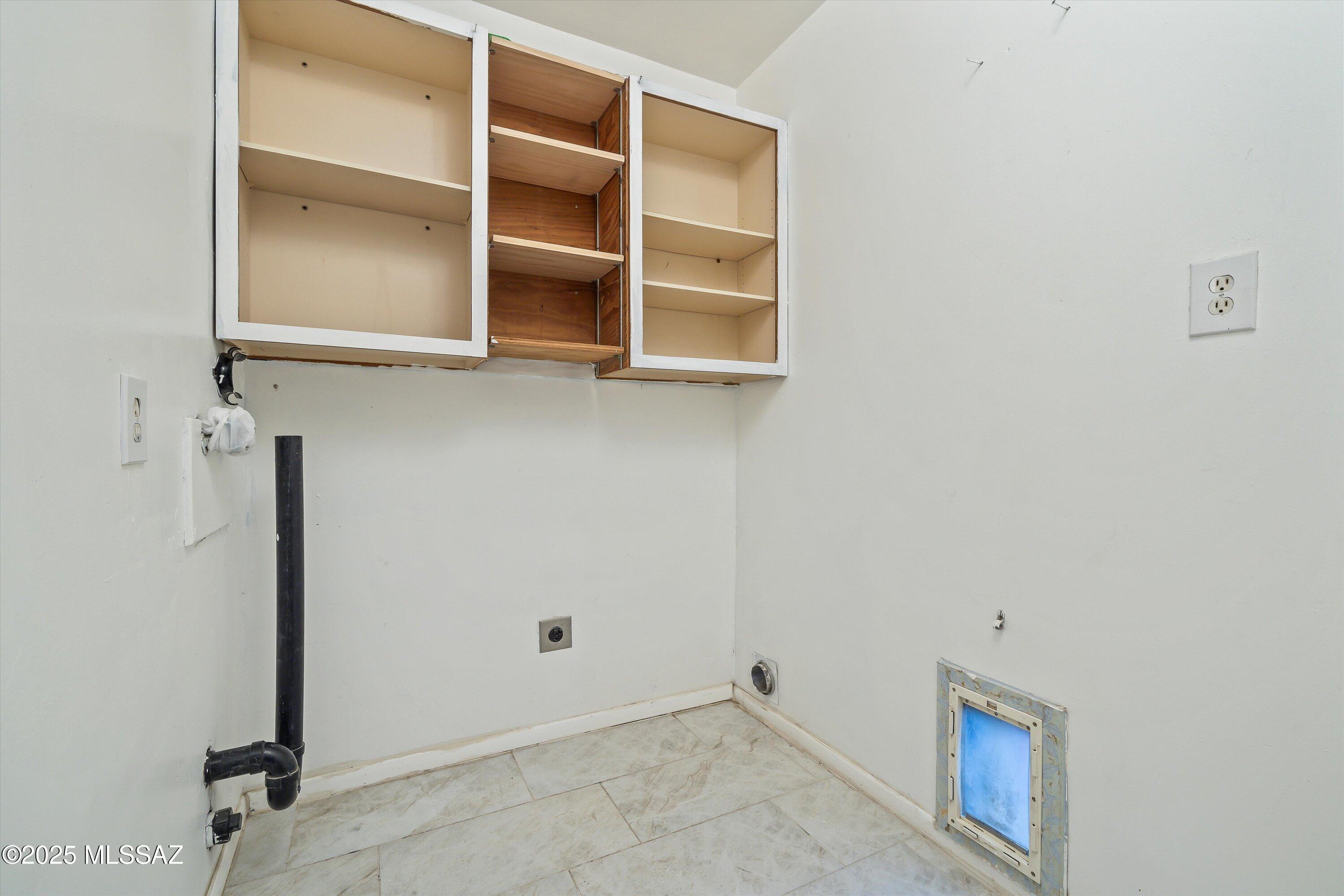 4731 E Scarlett Street