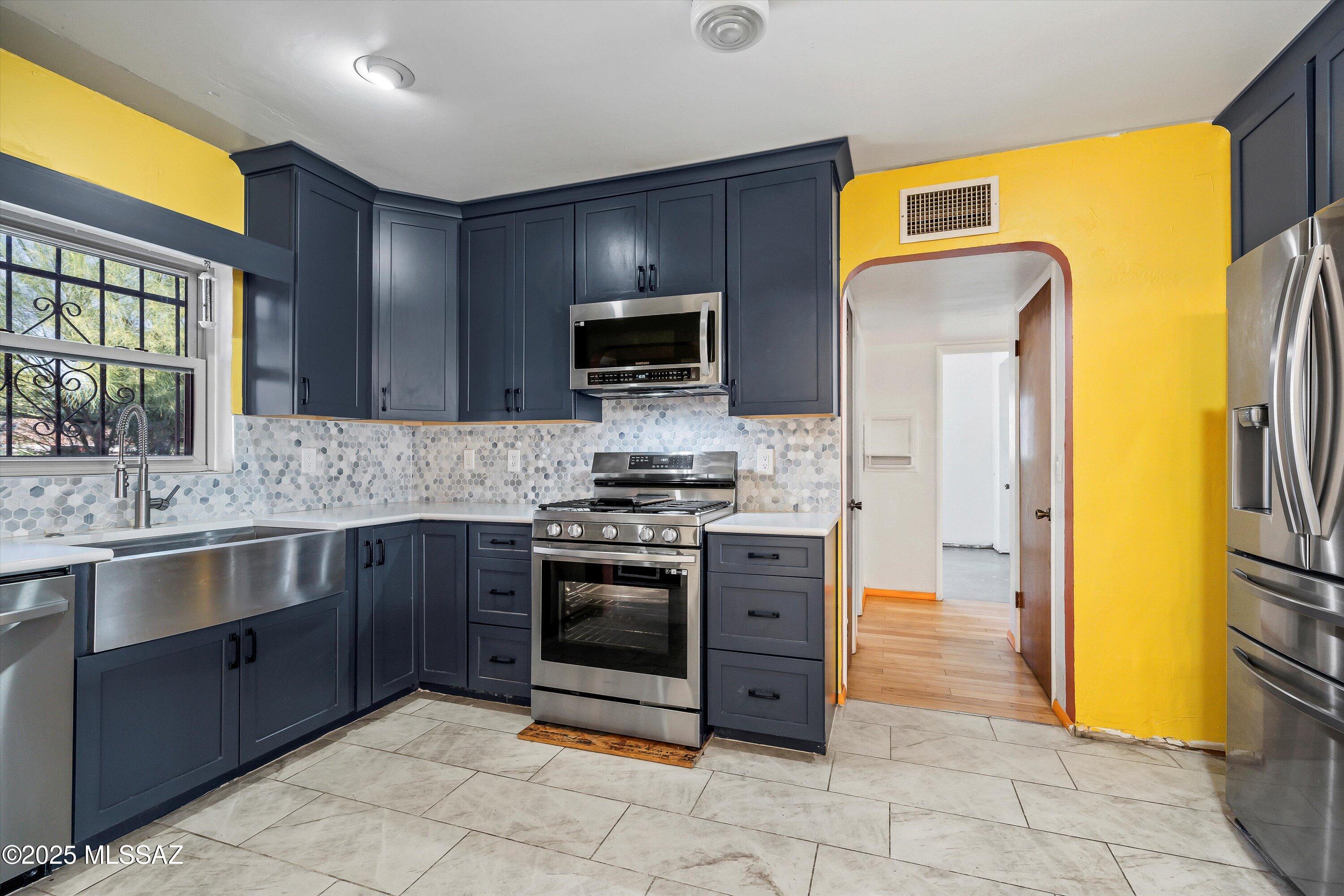 4731 E Scarlett Street