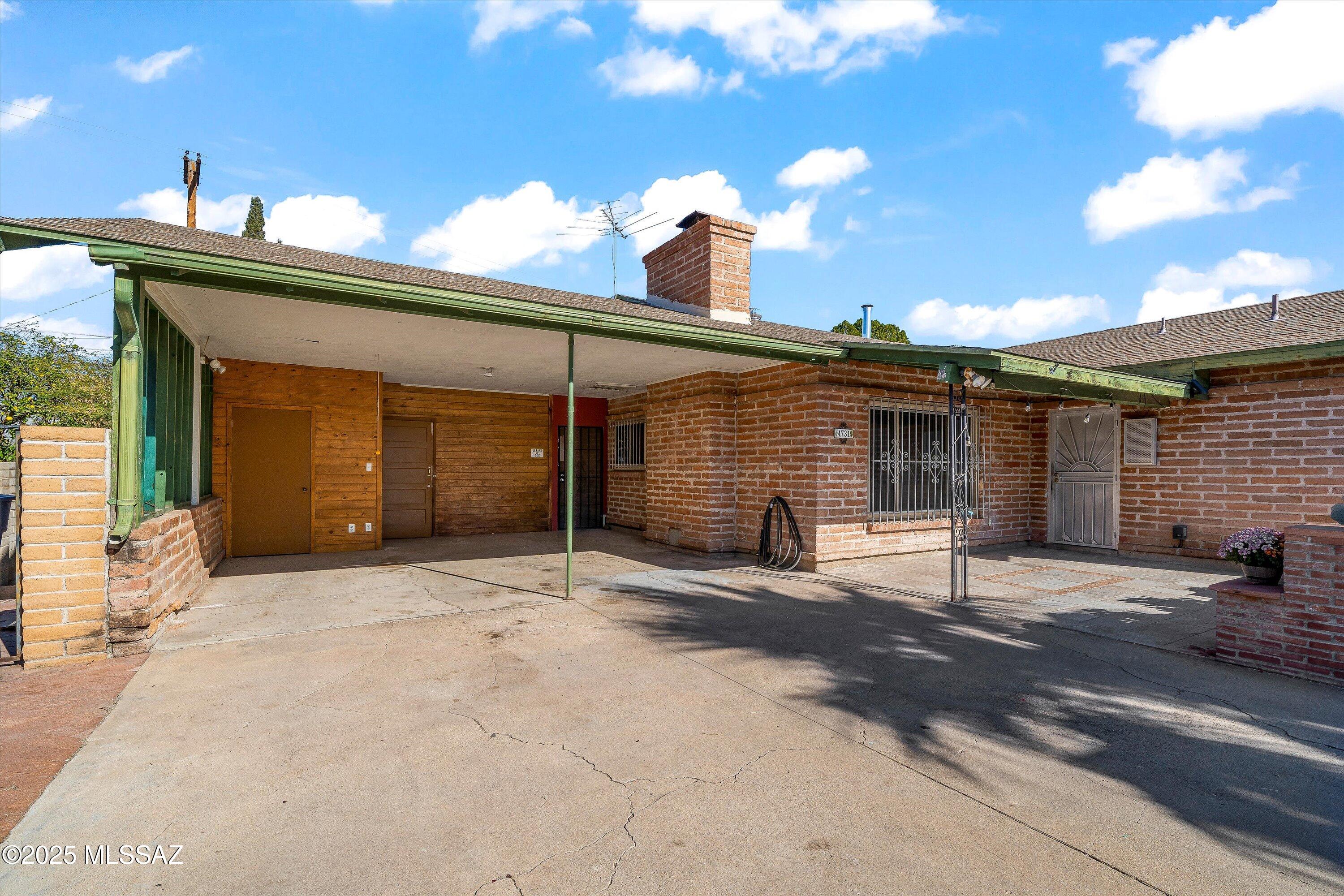 4731 E Scarlett Street