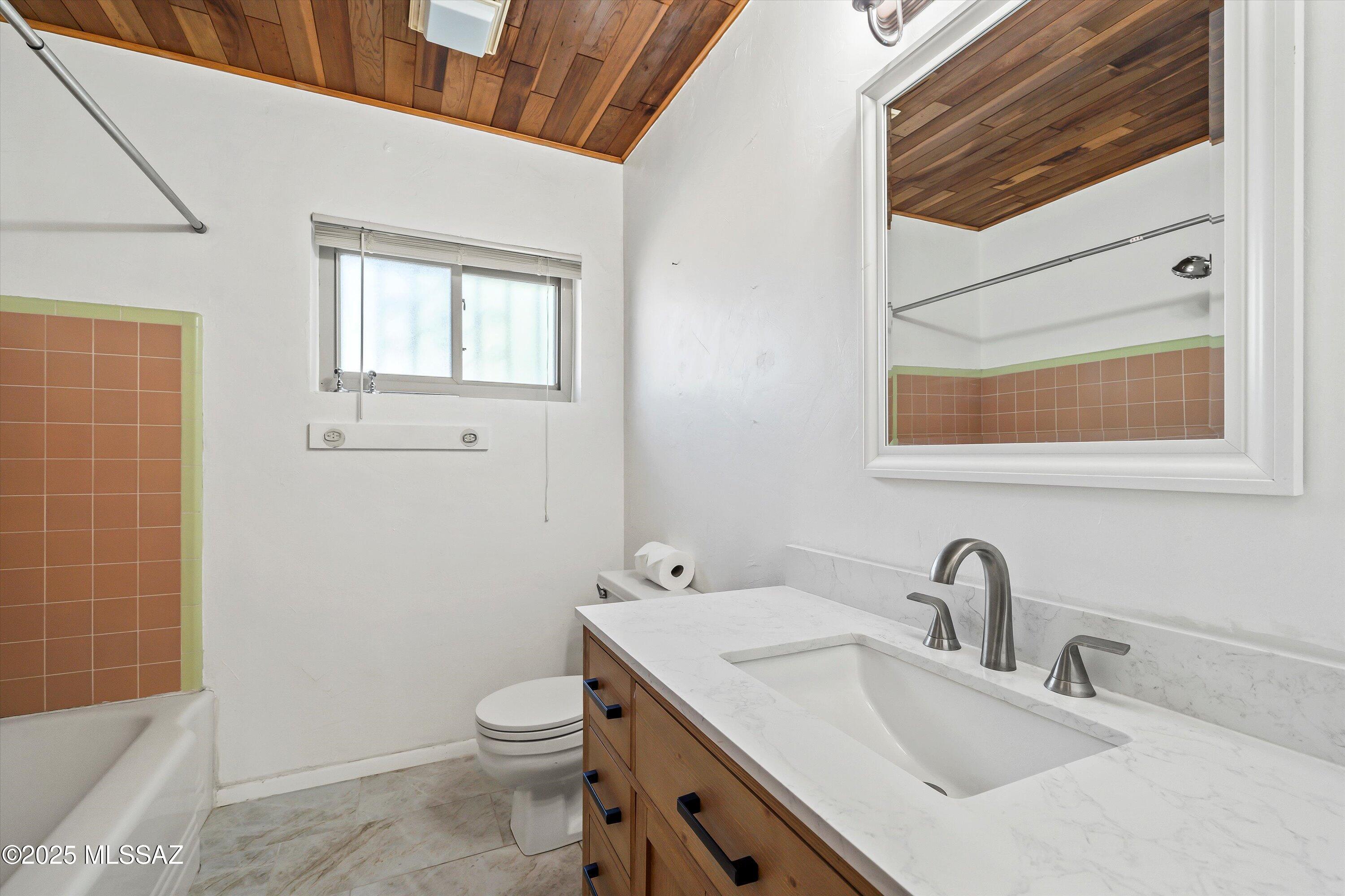 4731 E Scarlett Street