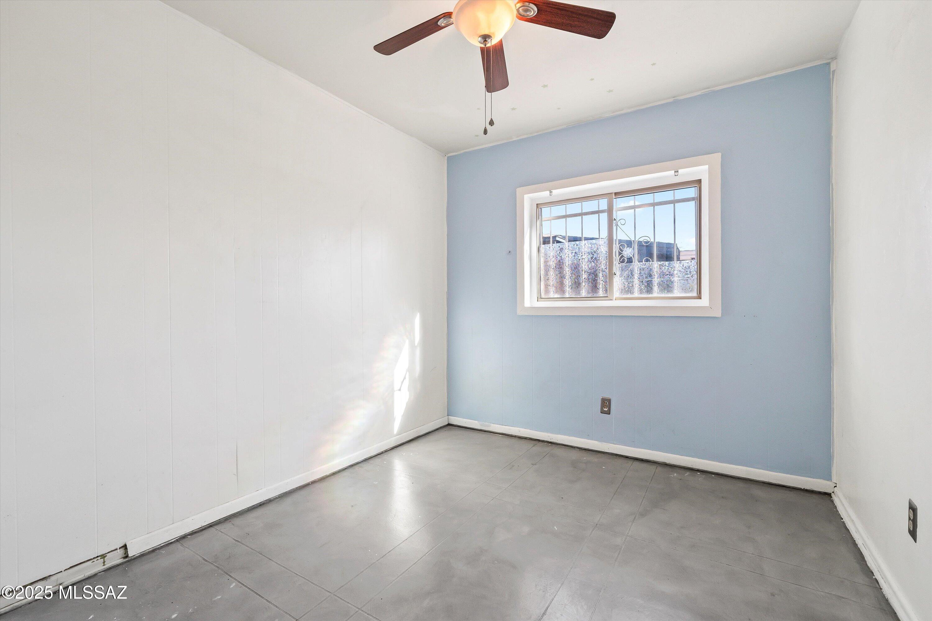 4731 E Scarlett Street