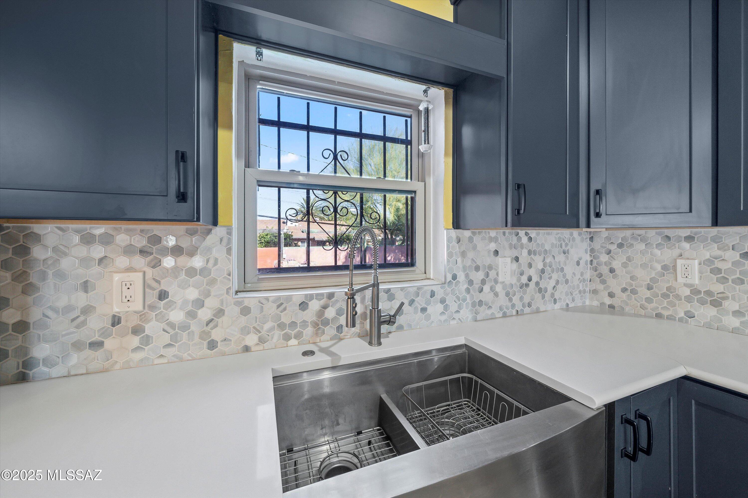 4731 E Scarlett Street