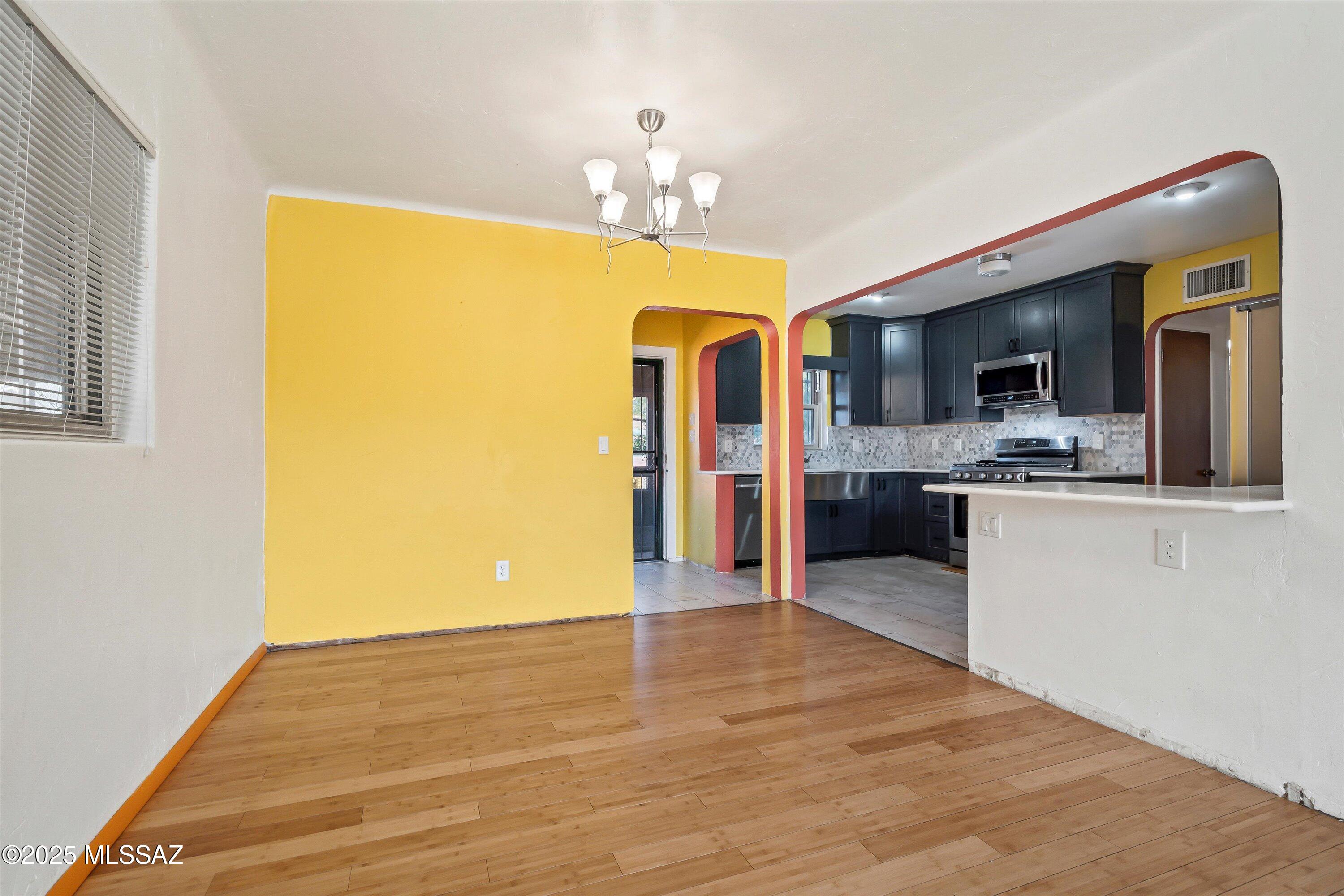 4731 E Scarlett Street