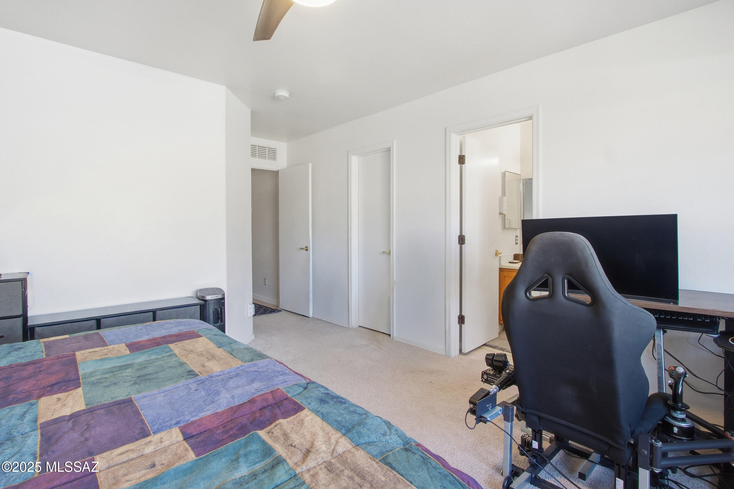 8807 E Mountain Spring Drive