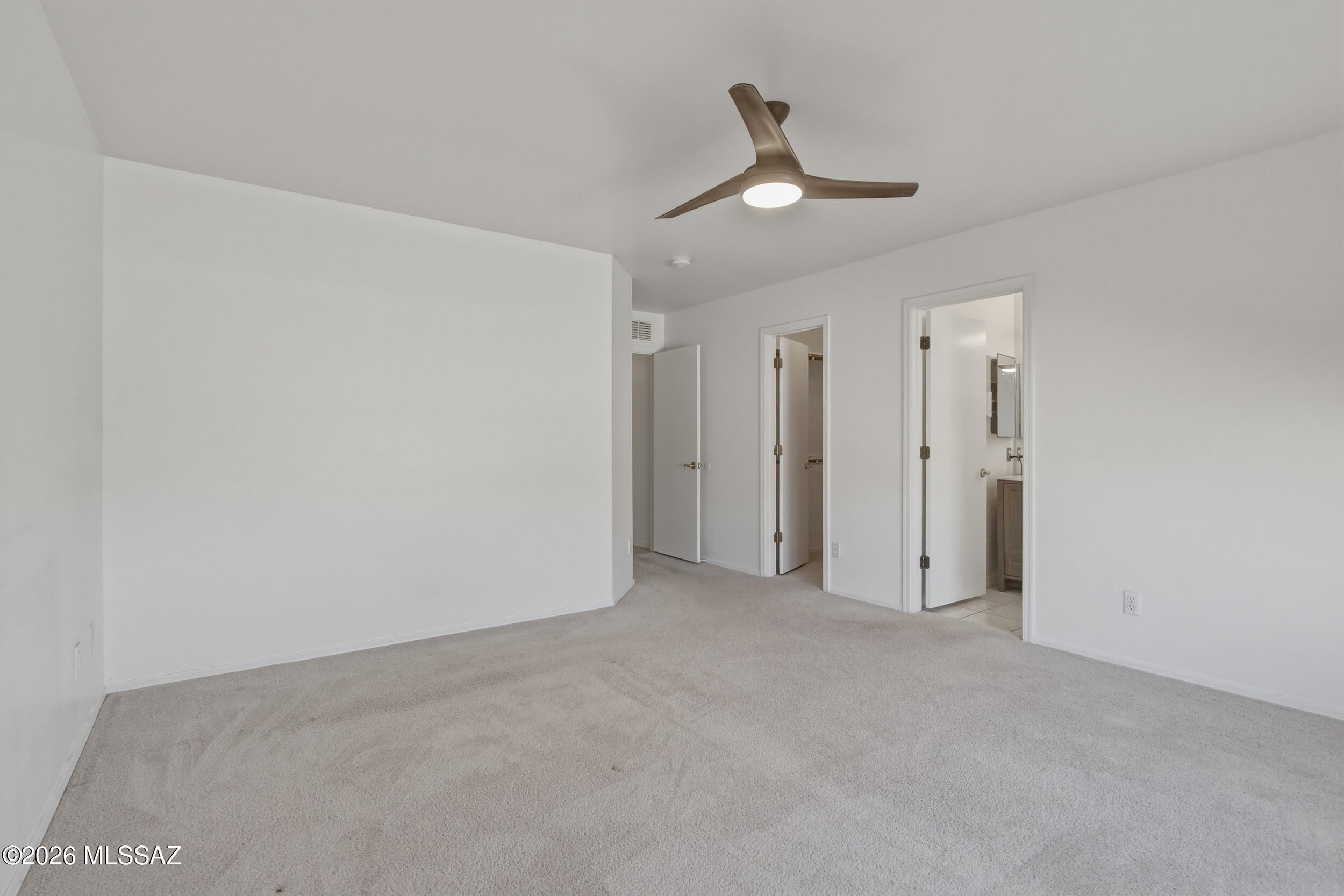 8807 E Mountain Spring Drive