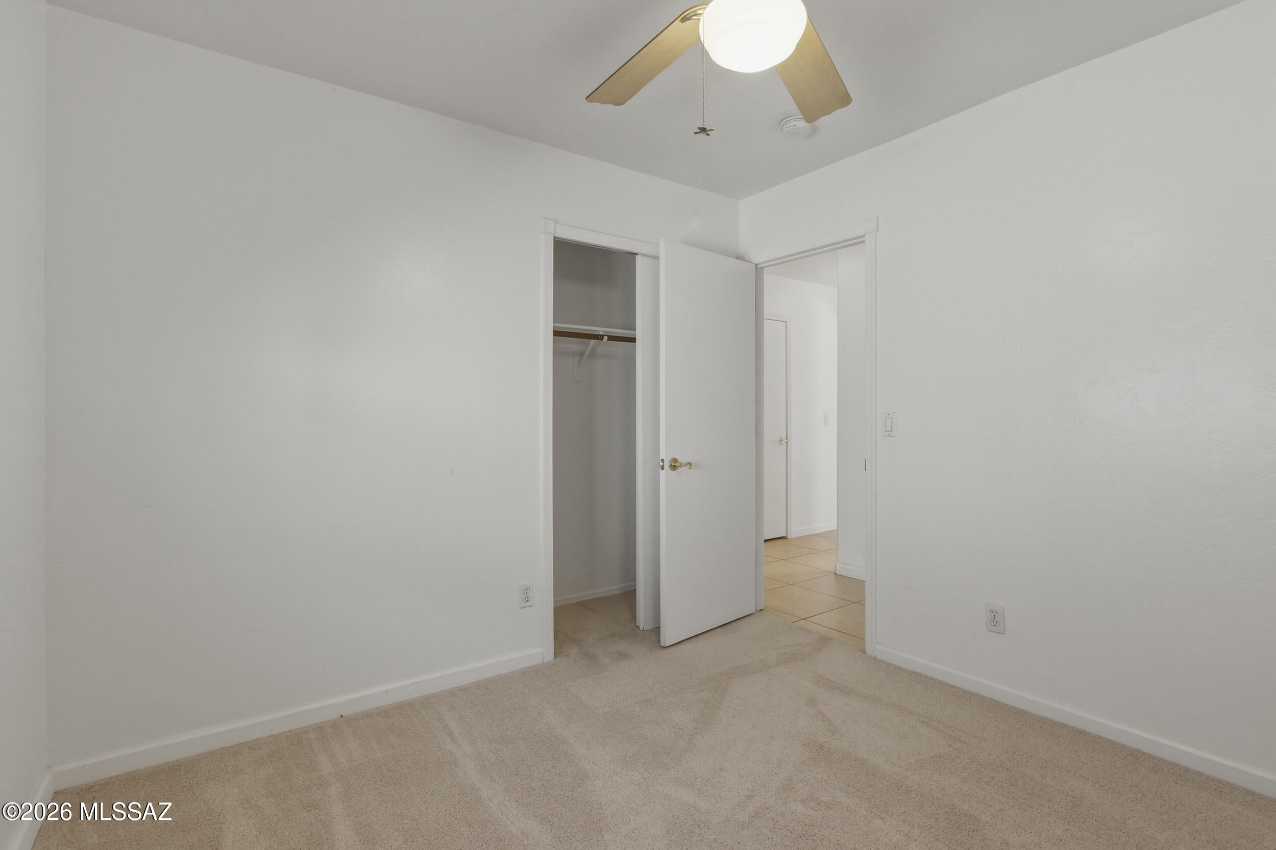 8807 E Mountain Spring Drive