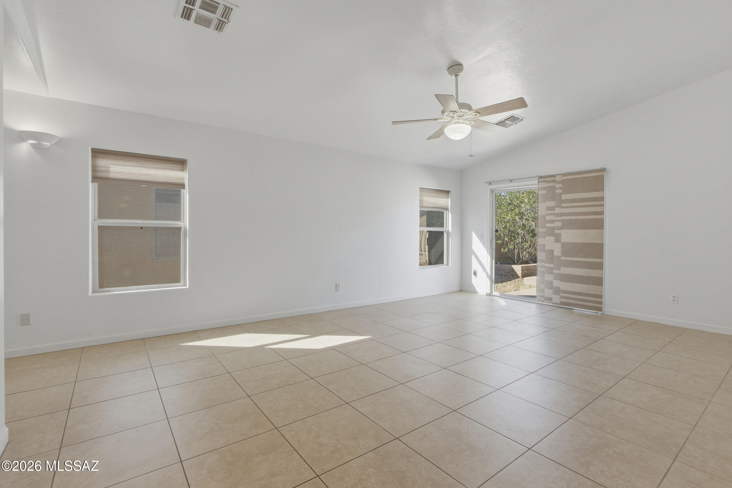 8807 E Mountain Spring Drive