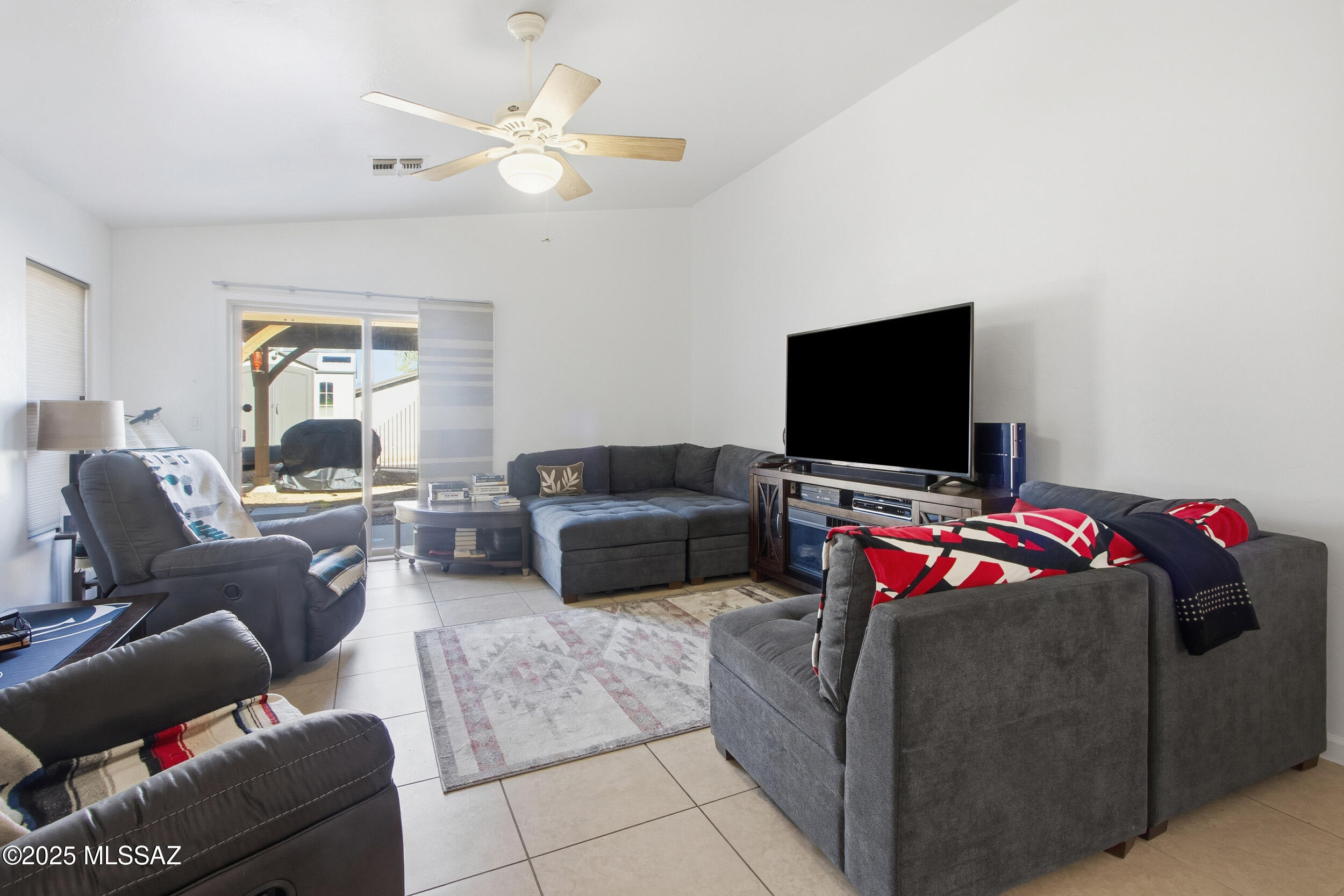 8807 E Mountain Spring Drive