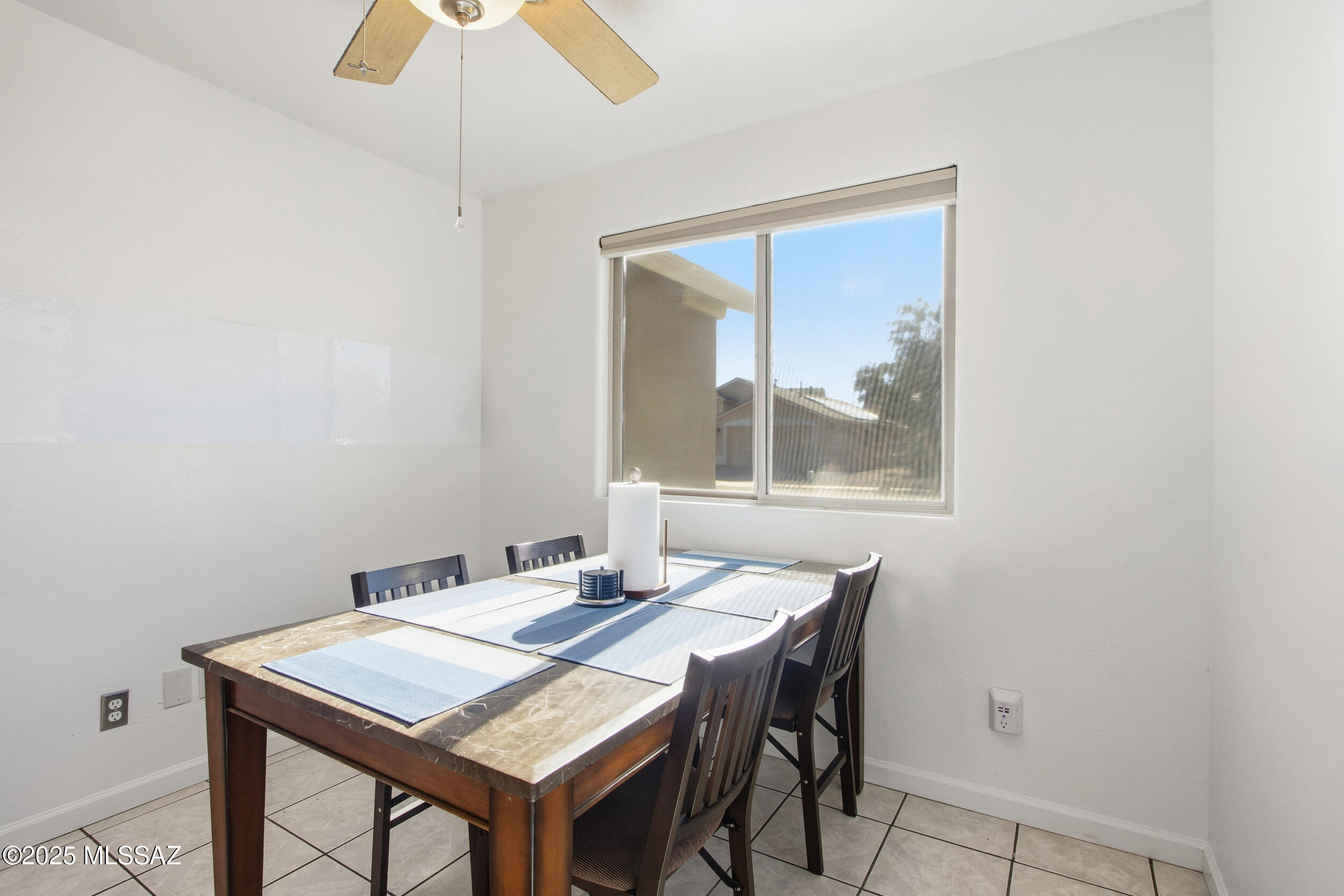 8807 E Mountain Spring Drive