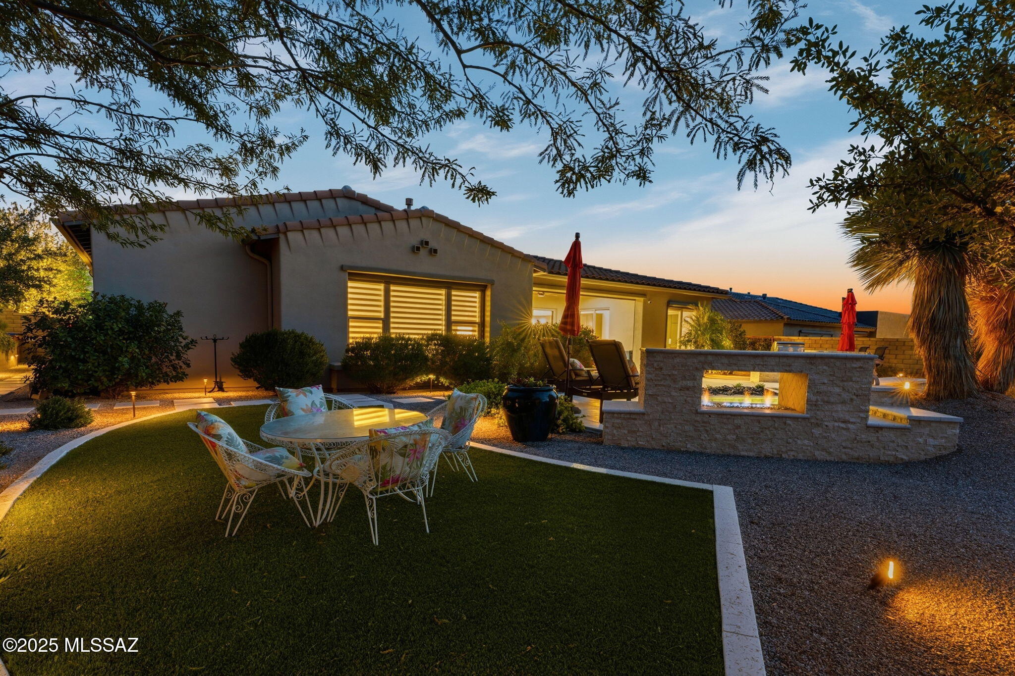 14195 N Los Saguaros Drive