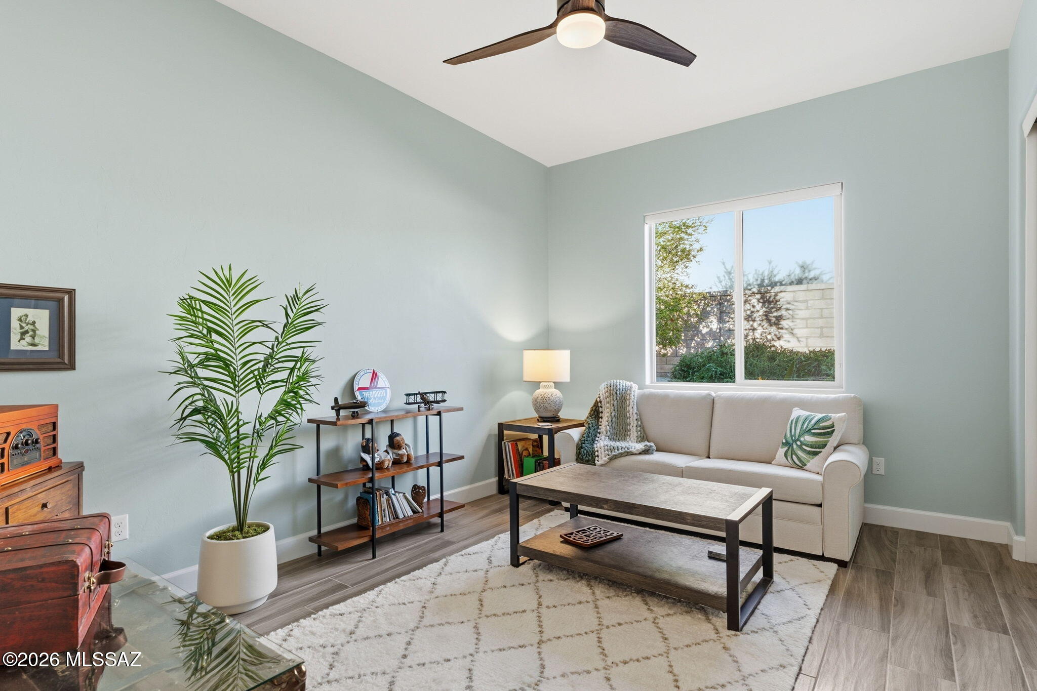 14195 N Los Saguaros Drive