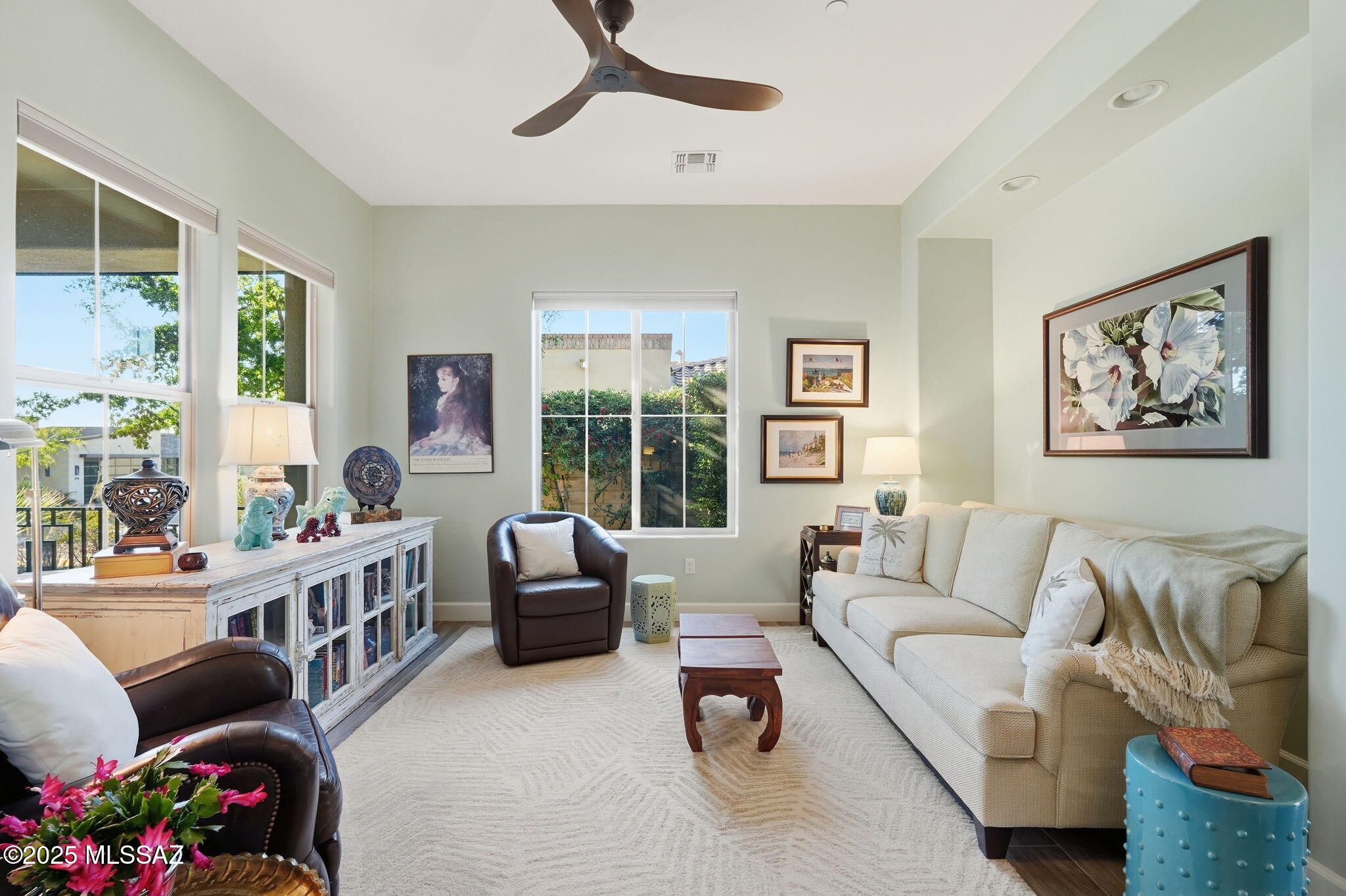 14195 N Los Saguaros Drive