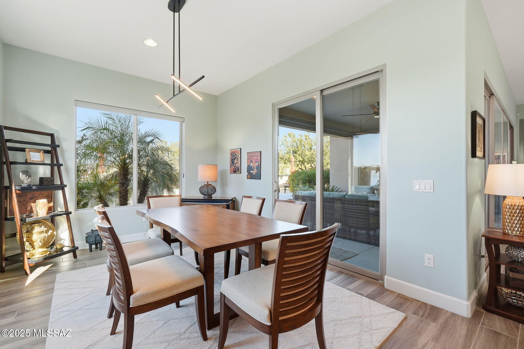 14195 N Los Saguaros Drive