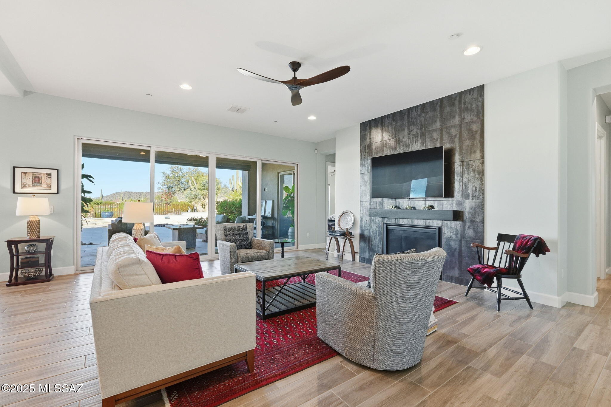 14195 N Los Saguaros Drive