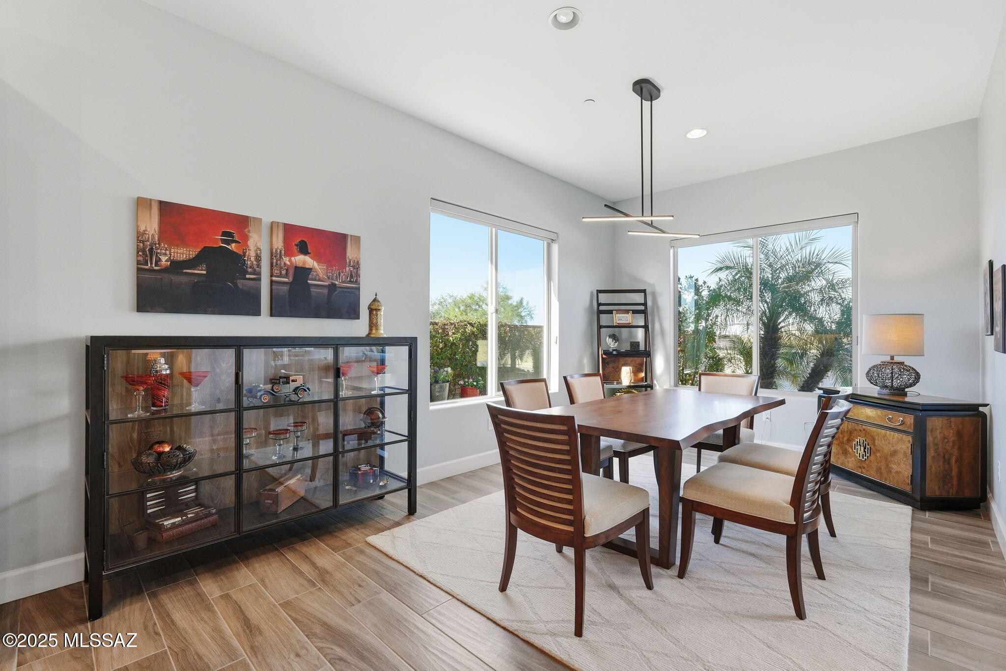 14195 N Los Saguaros Drive