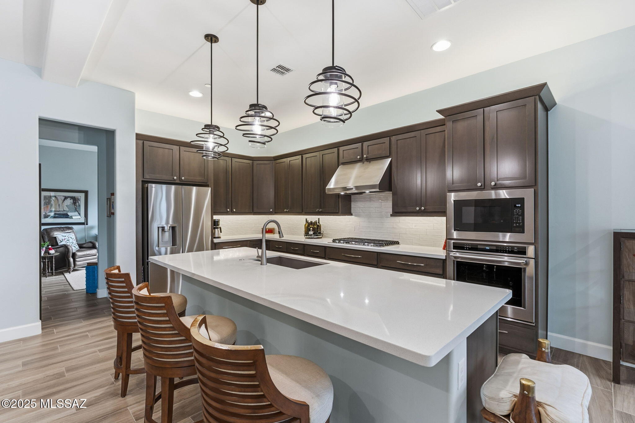 14195 N Los Saguaros Drive