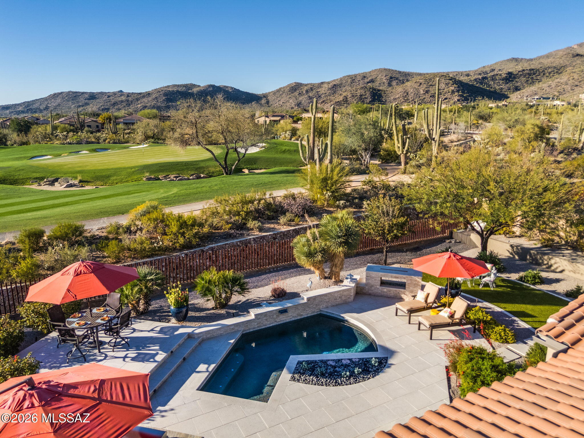 14195 N Los Saguaros Drive