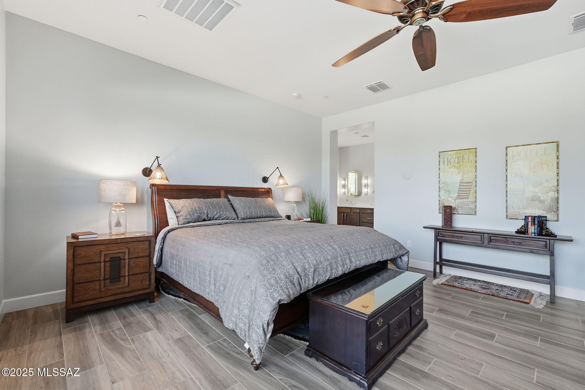 14195 N Los Saguaros Drive