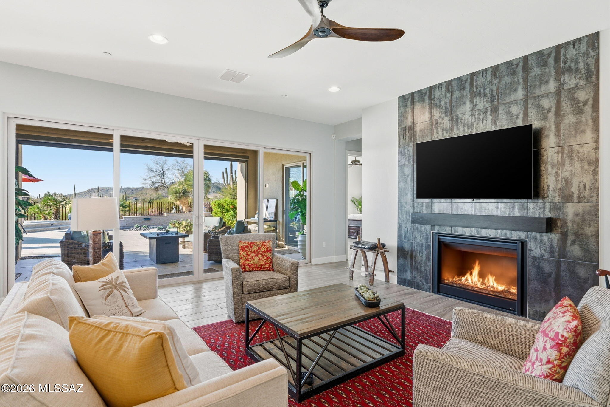 14195 N Los Saguaros Drive