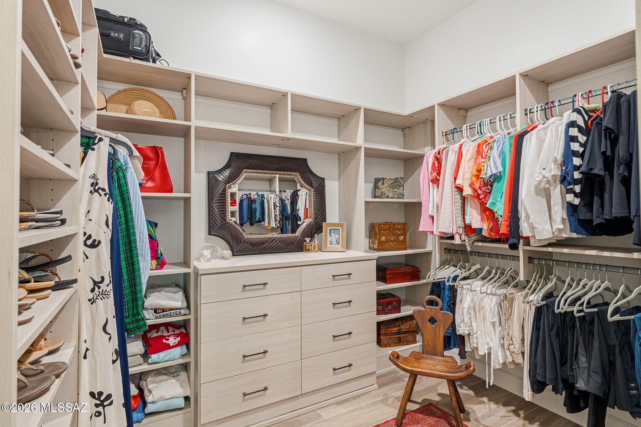 14195 N Los Saguaros Drive