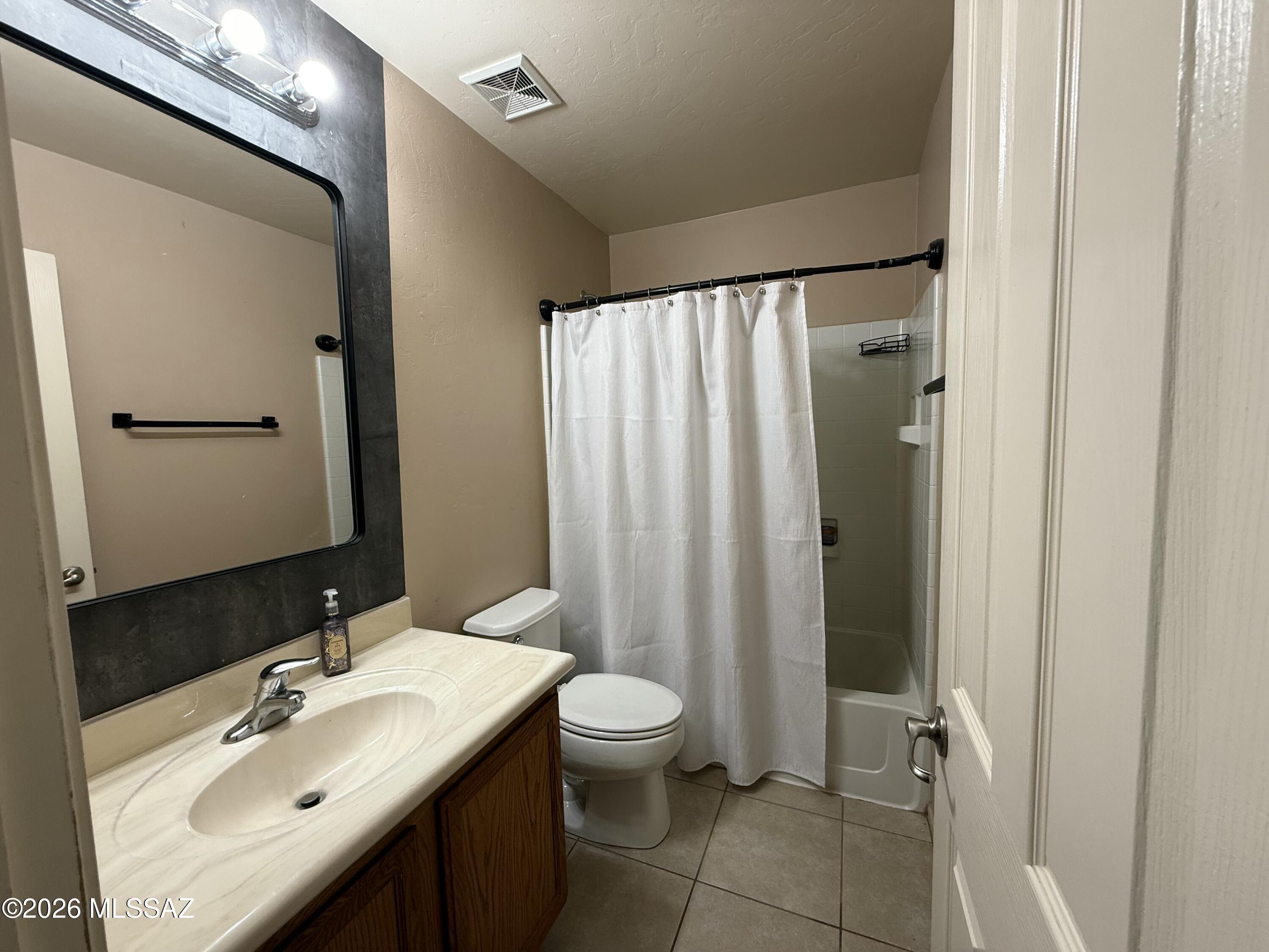 12540 E Red Iron Trail