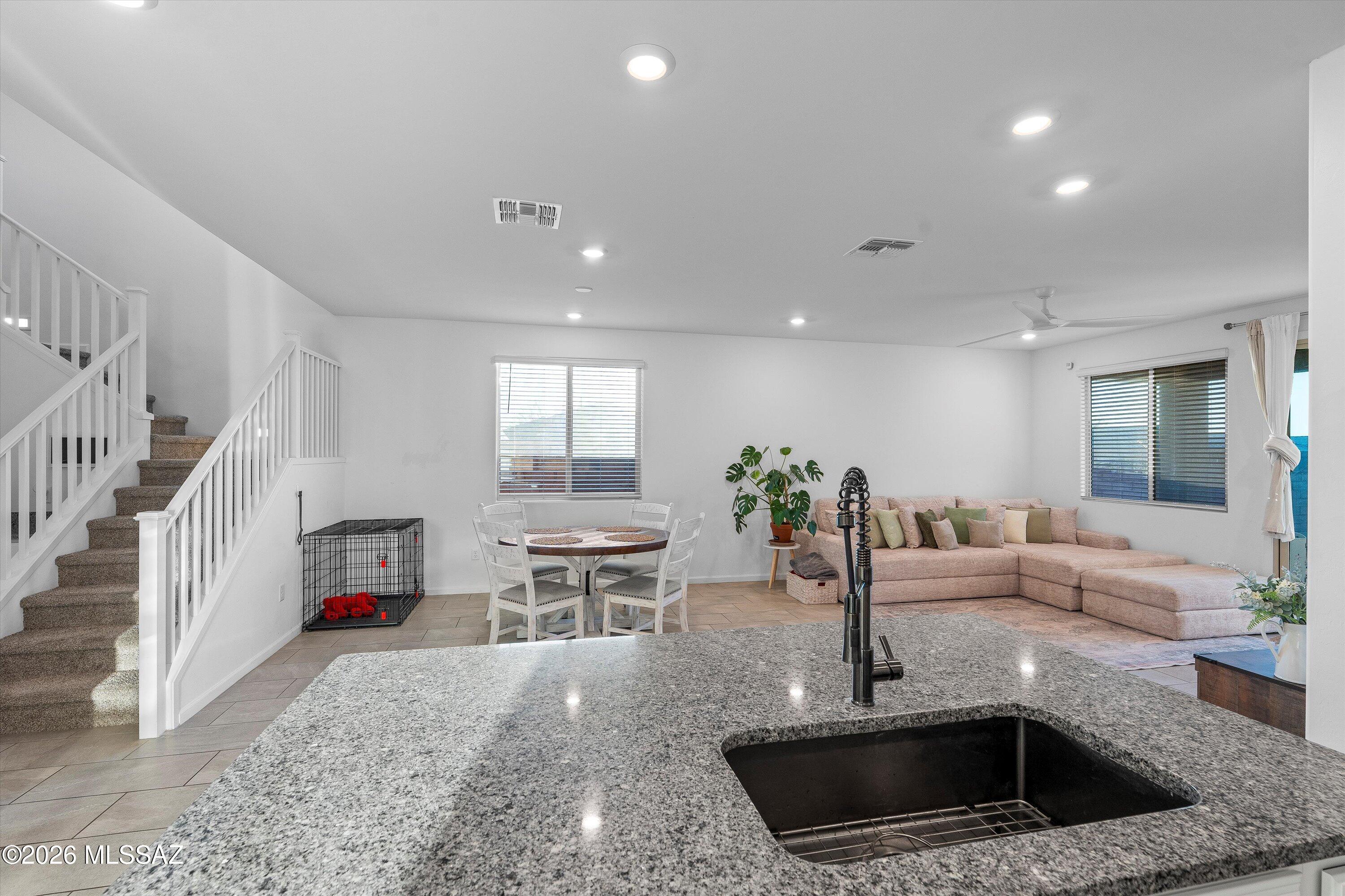 8166 S Soltero Mine Drive