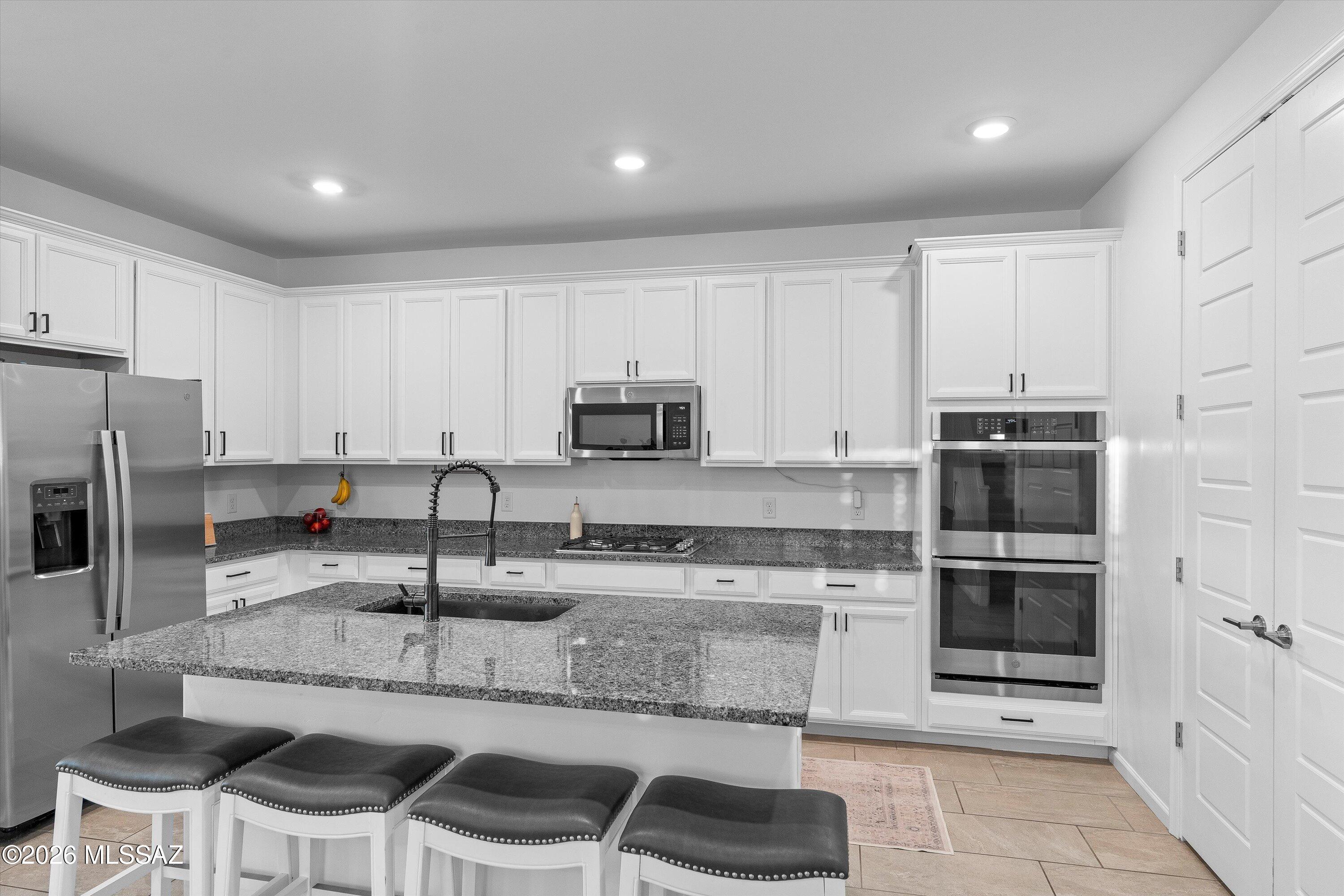 8166 S Soltero Mine Drive