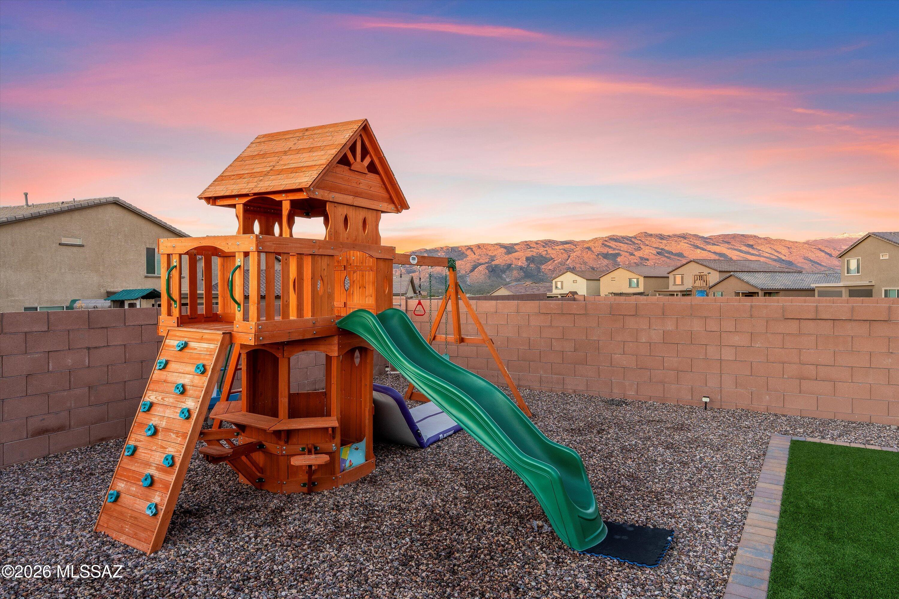 8166 S Soltero Mine Drive