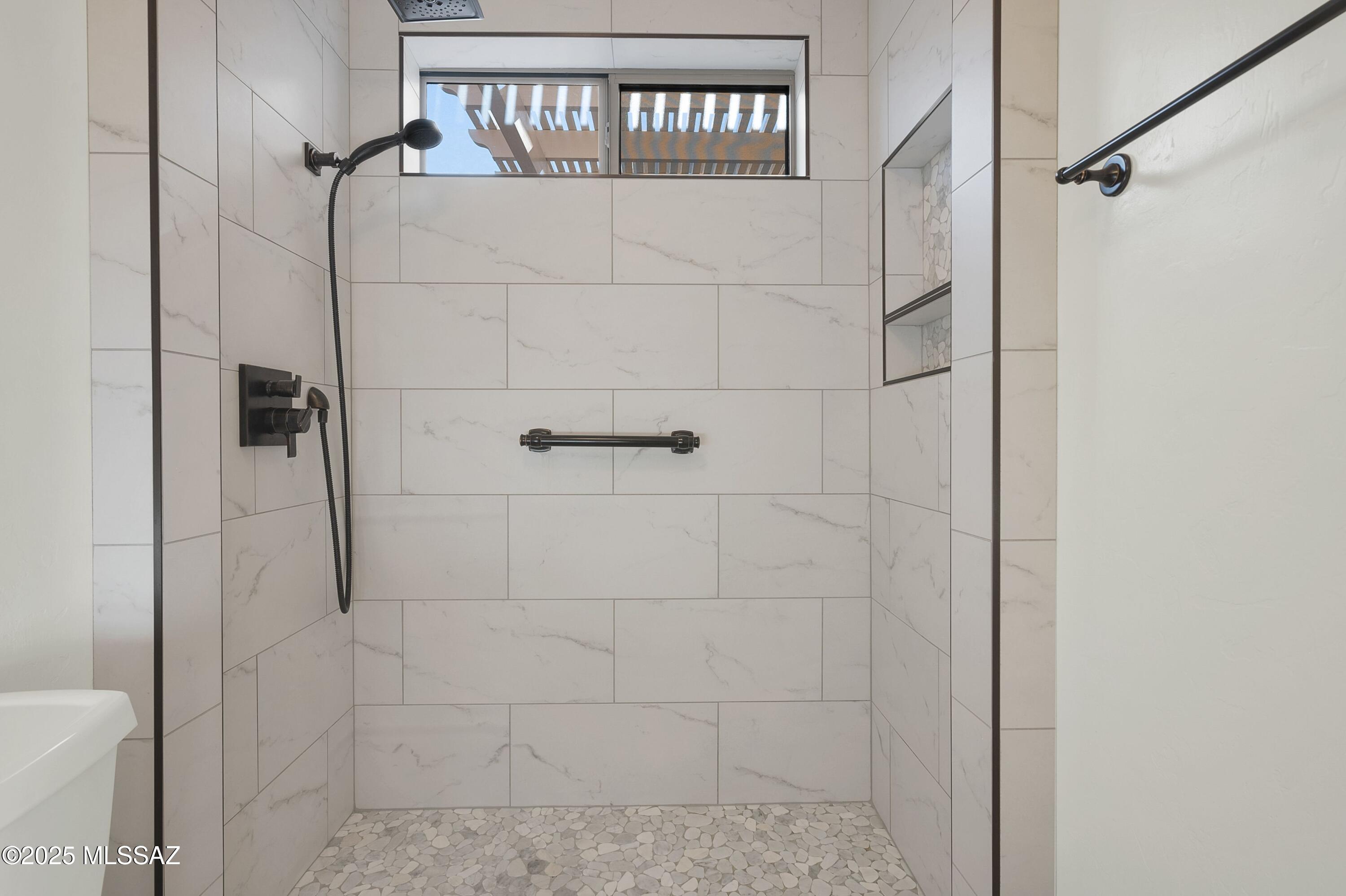 7364 E Placita Luz De La Luna