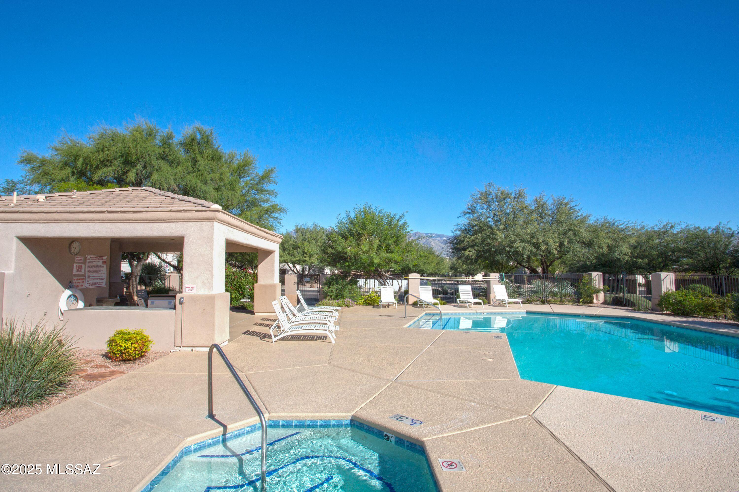 7364 E Placita Luz De La Luna