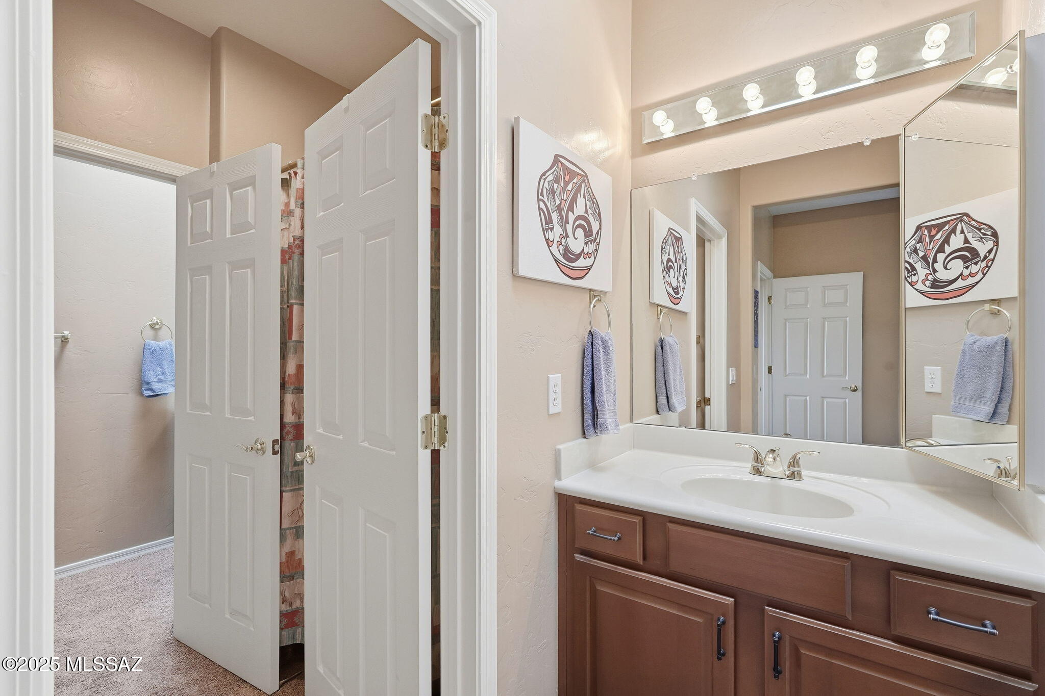 7452 E Ridge Point Road