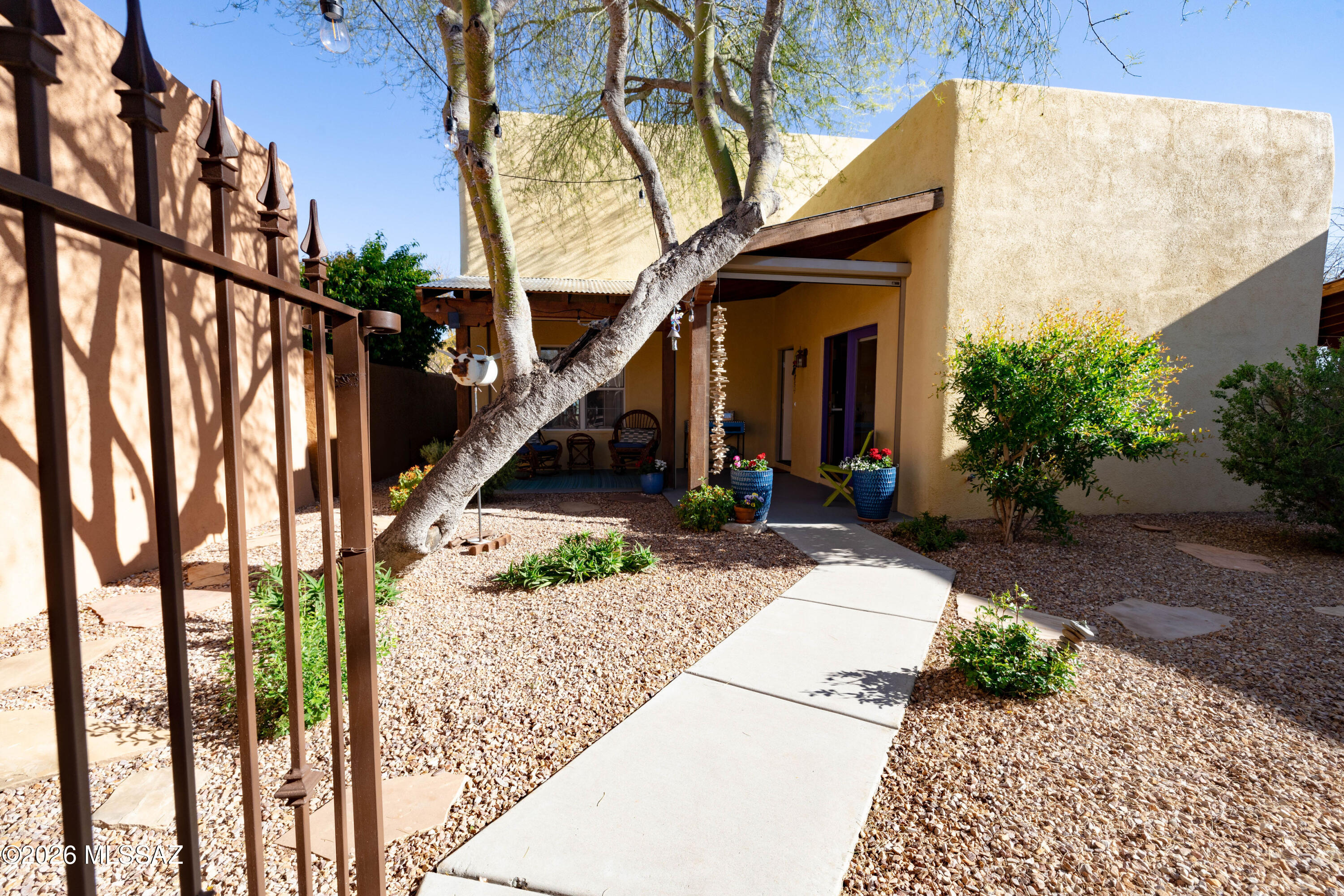 10482 E Wayne Moody Lane