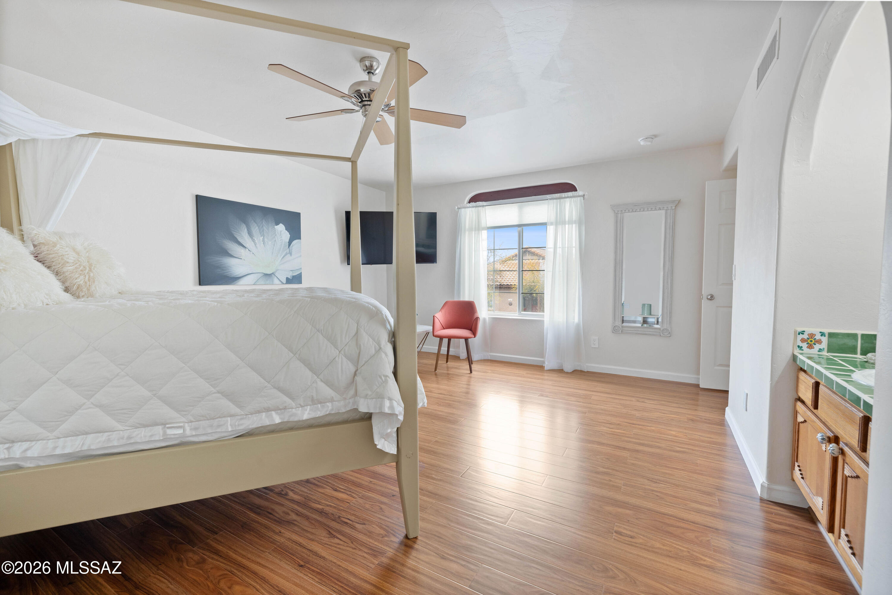 10482 E Wayne Moody Lane