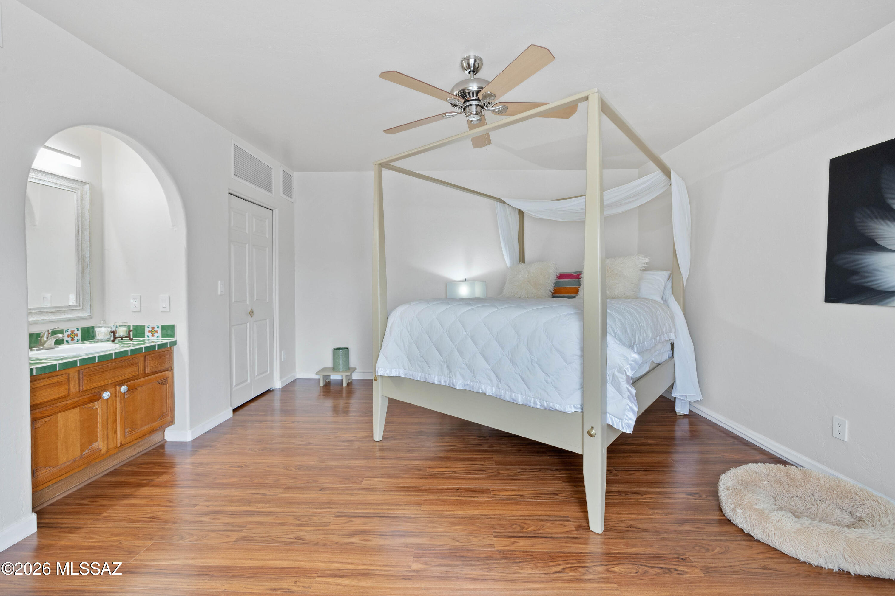 10482 E Wayne Moody Lane