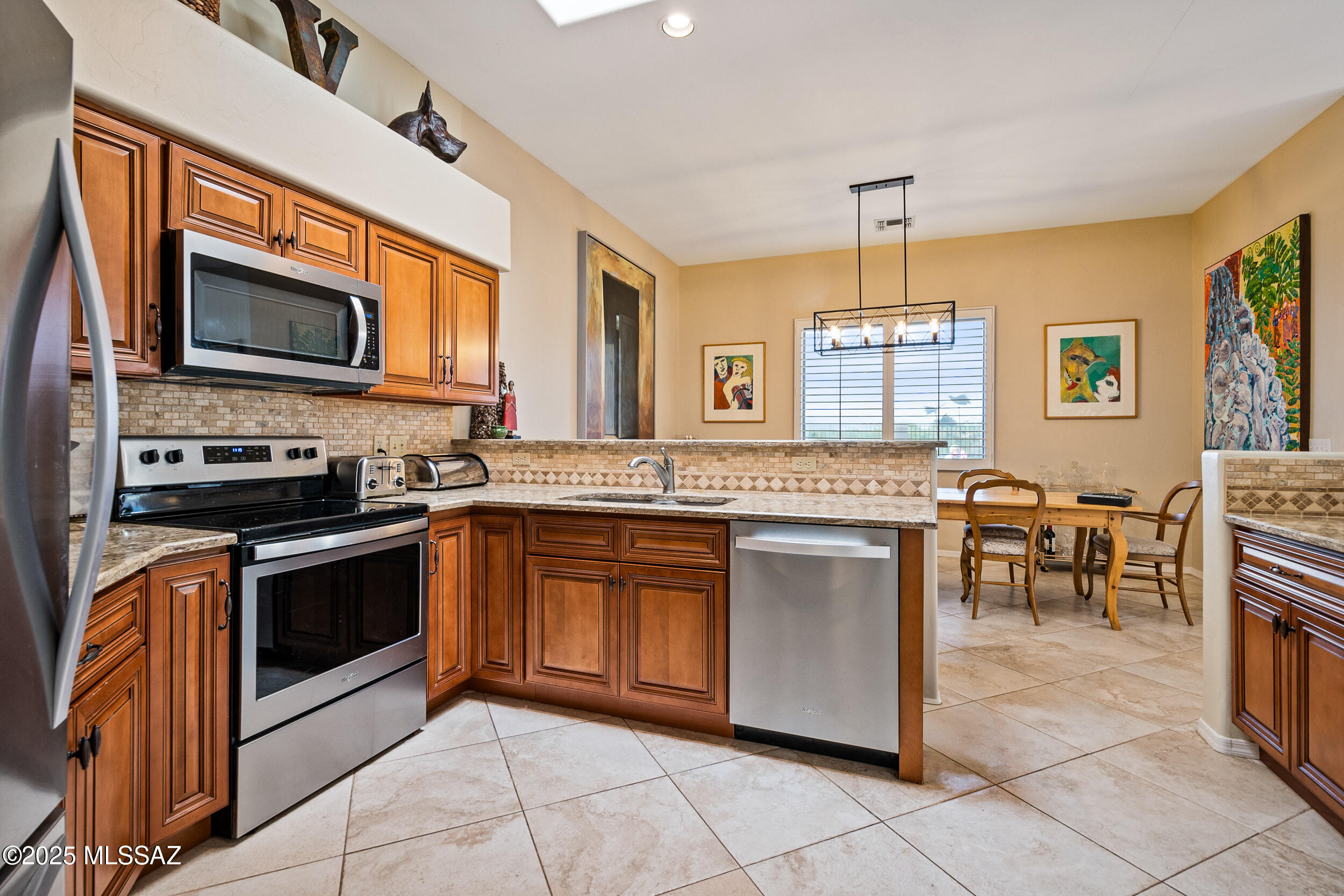 5271 N Canyon Rise Place