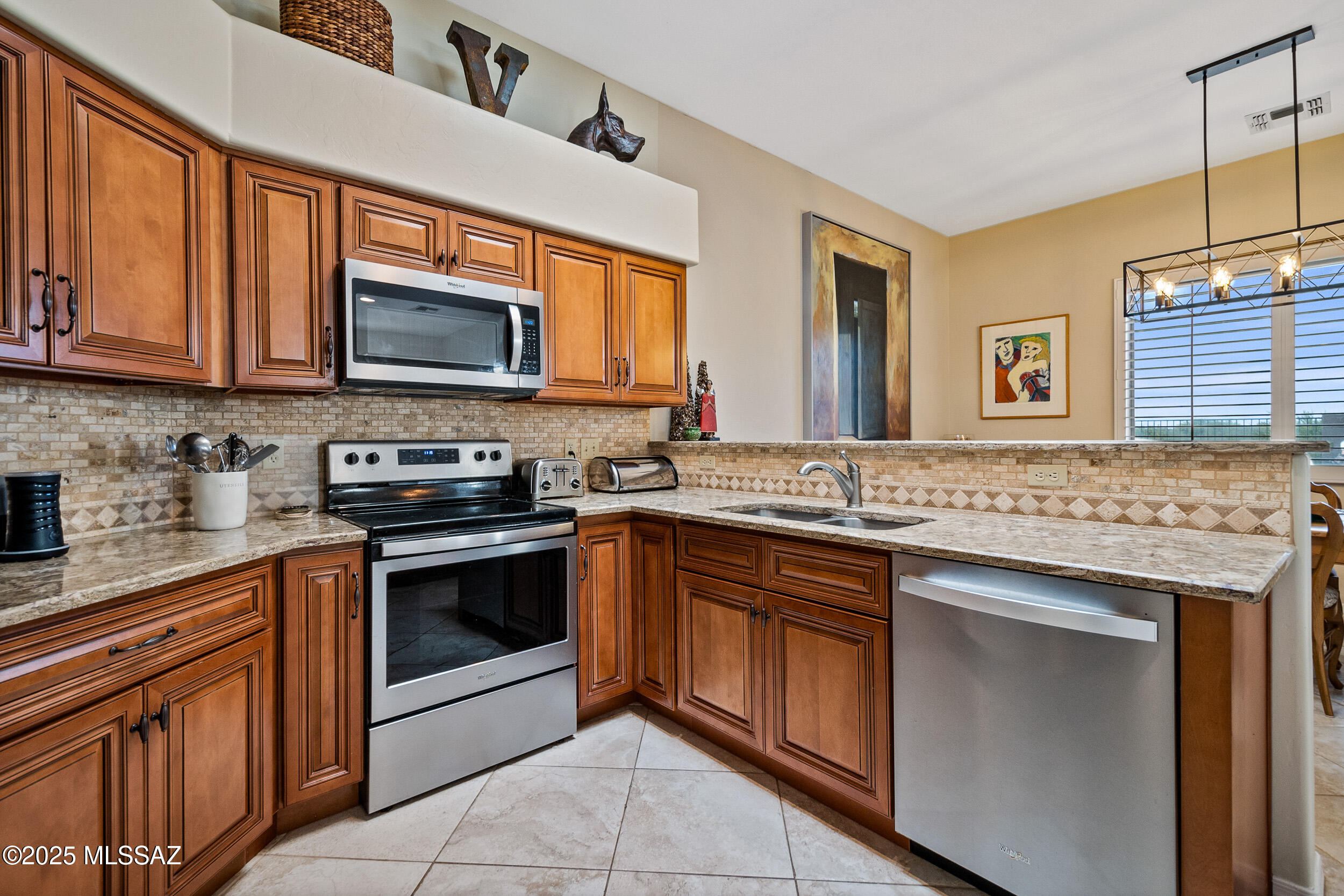 5271 N Canyon Rise Place