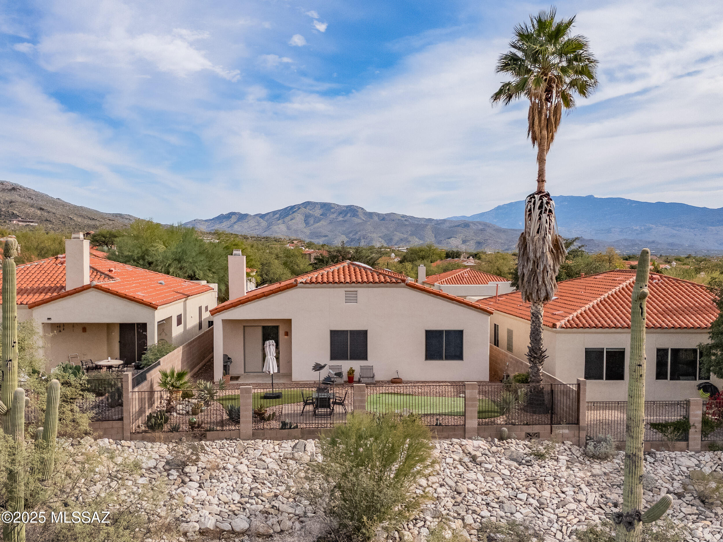 5271 N Canyon Rise Place