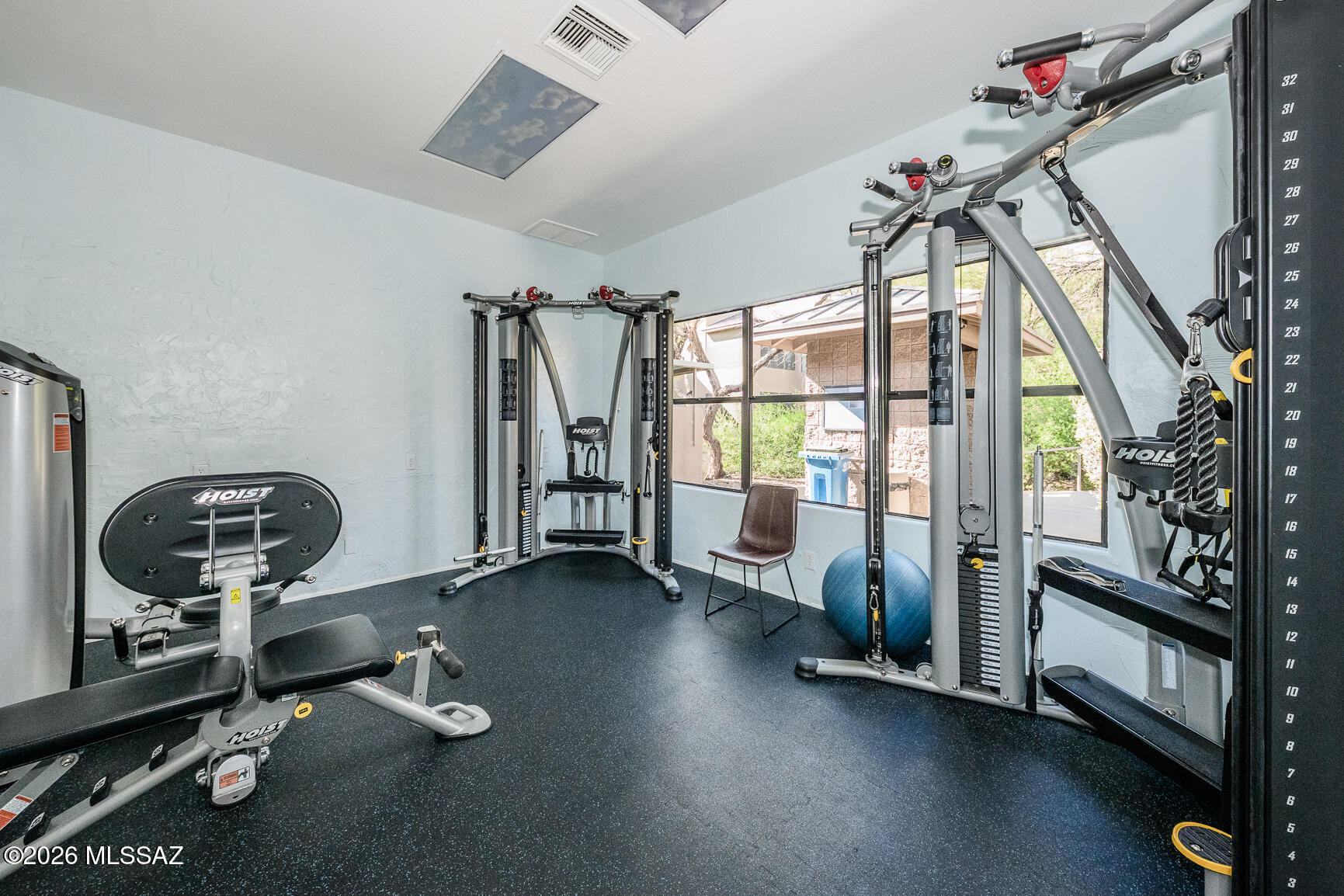 6655 N Canyon Crest Drive 26203